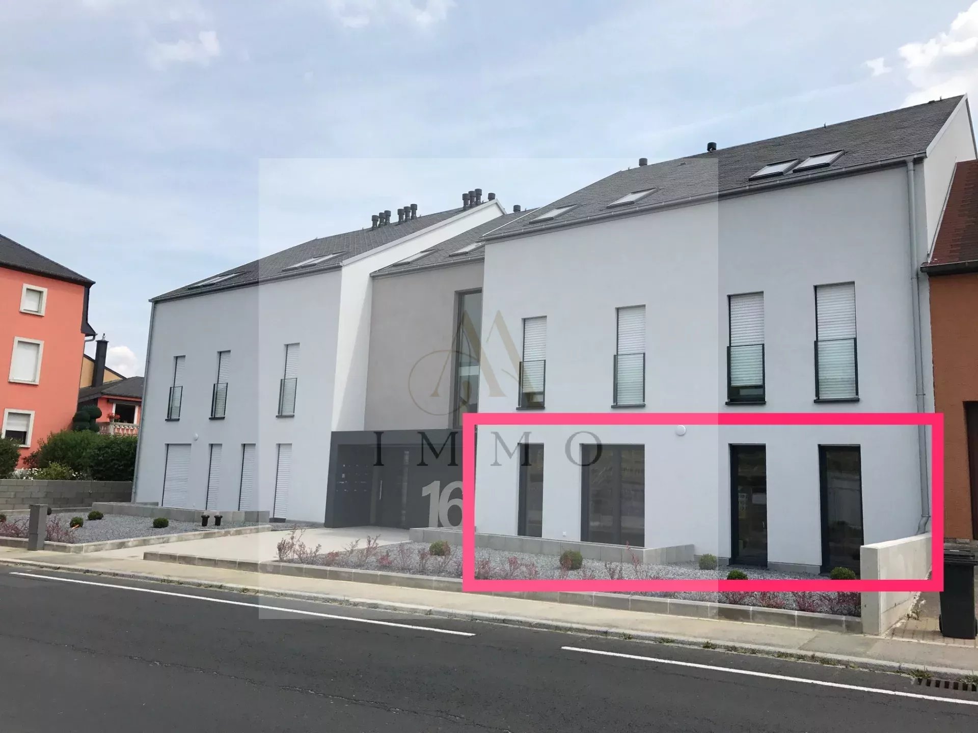 One-bedroom apartment with terrace in Lintgen
