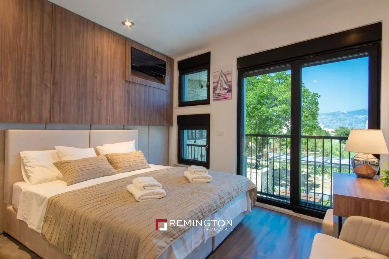3 Bedroom Villa/Townhouse's Image 4
