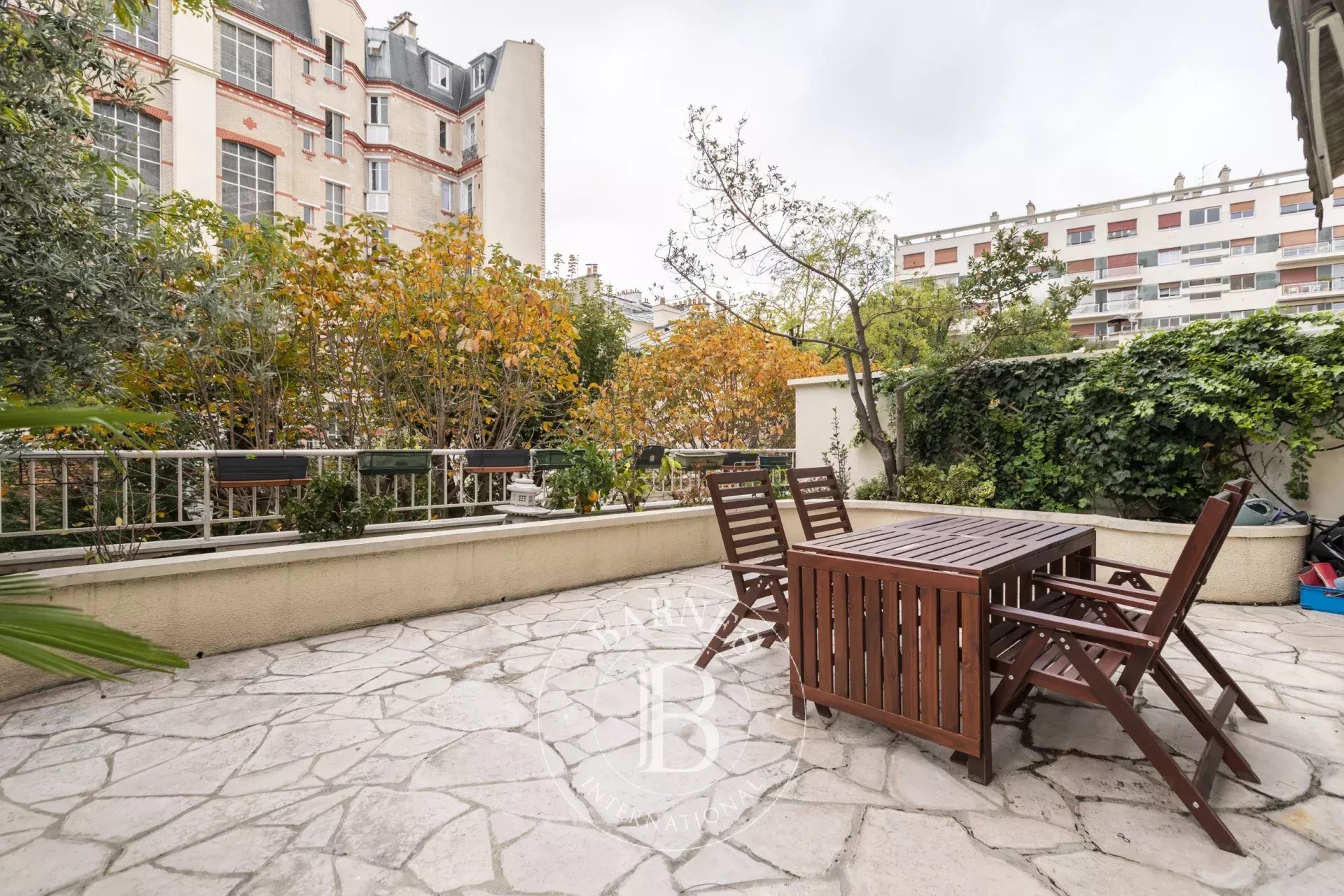Paris 16 - Muette/Nicolo - 3-bedroom apartment - Terrace and balcony