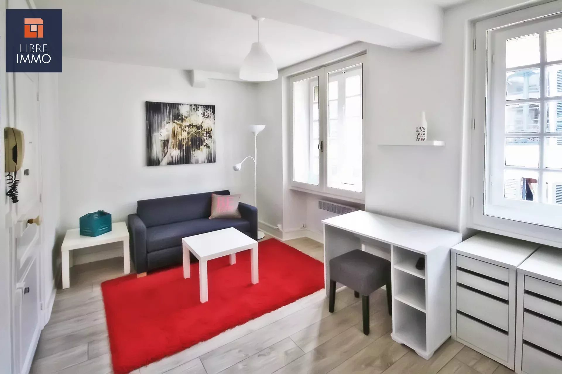 PAU QUARTIER CHATEAU, À VENDRE T2 de 33 m² meublé et loué