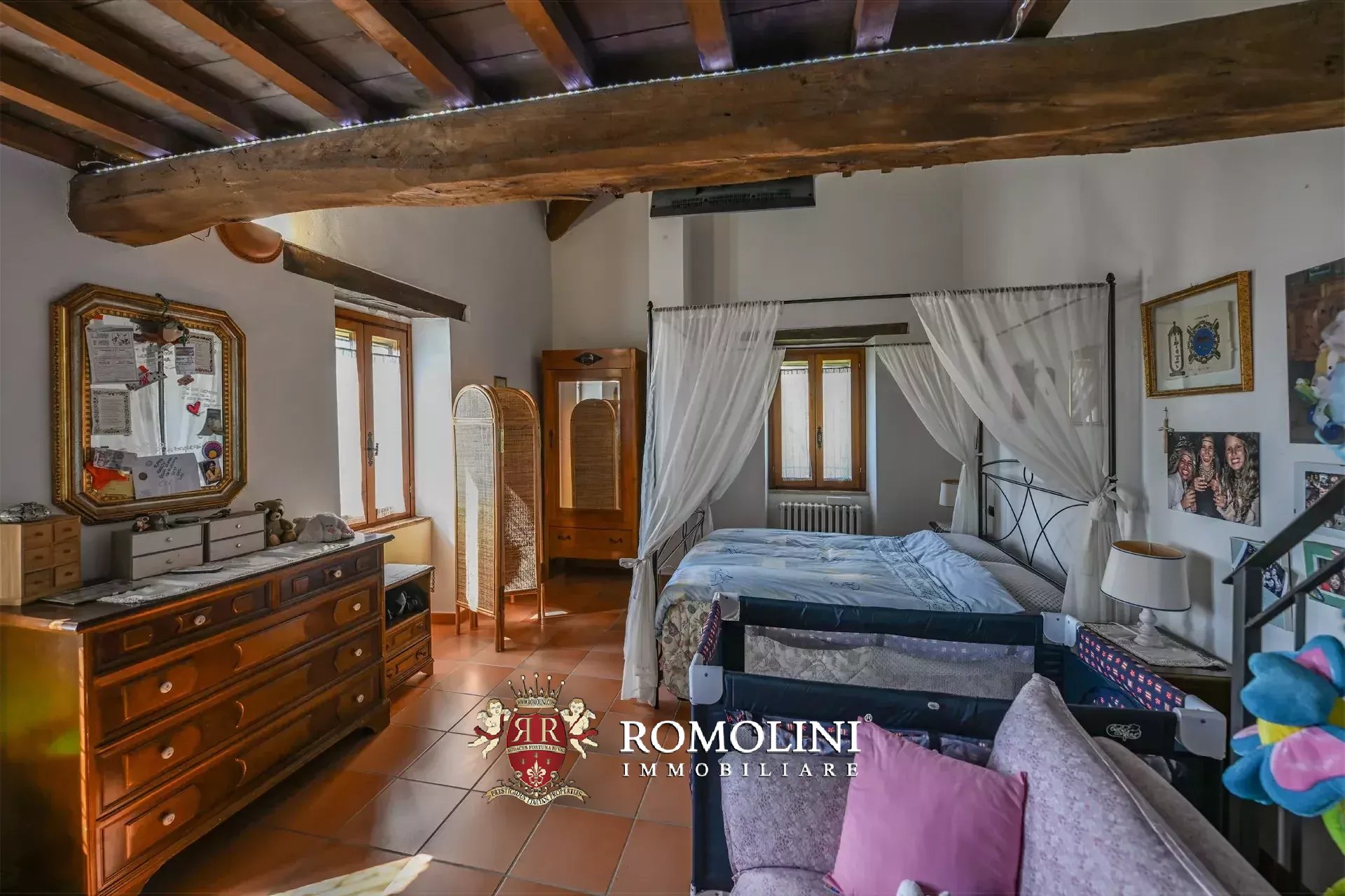 5 Bedroom Villa/Townhouse's Image 37