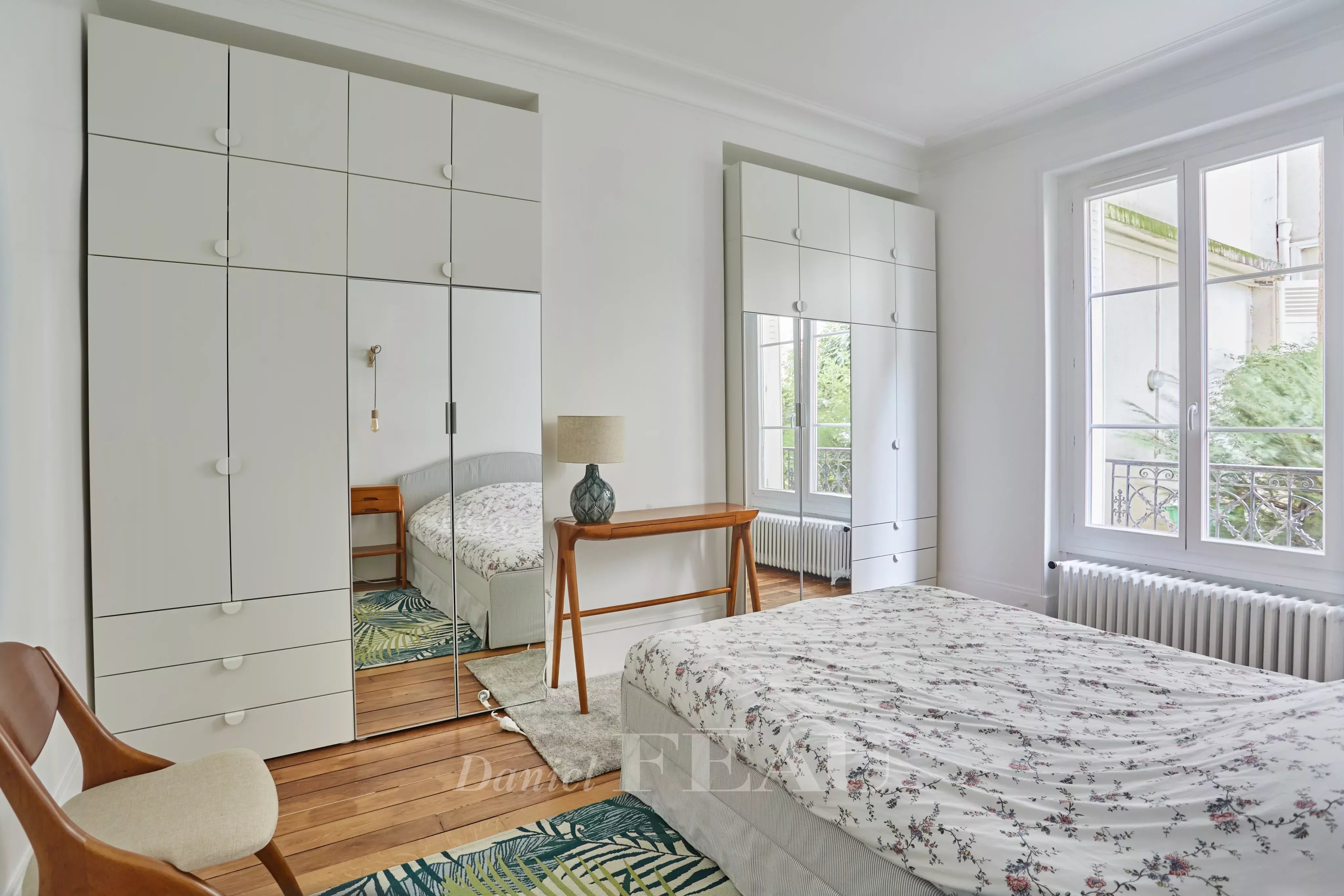 Sale Apartment Paris 15th
