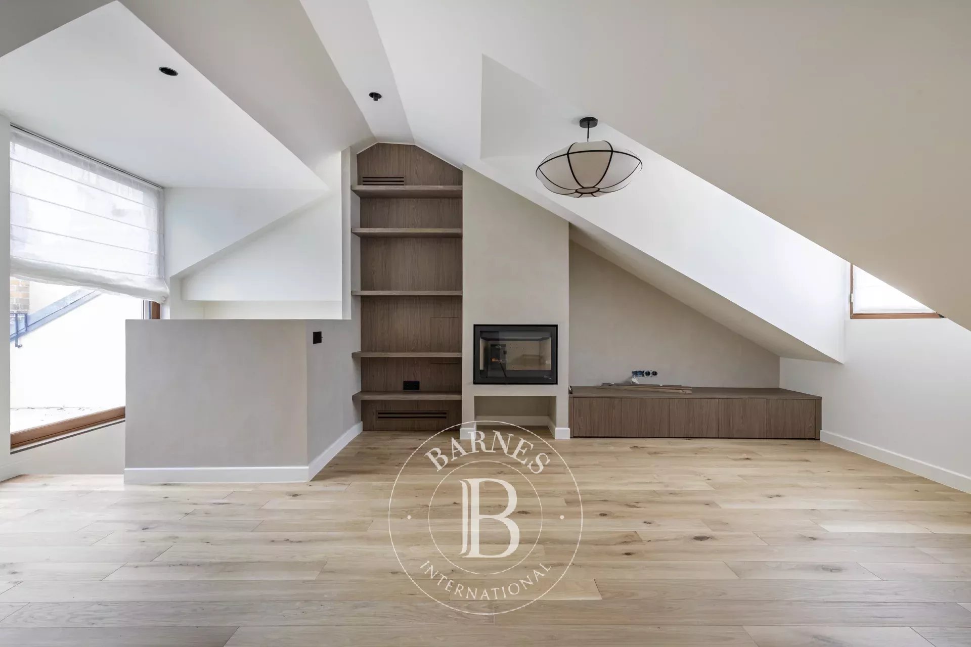 Paris  - House 4 Bedrooms - picture 4