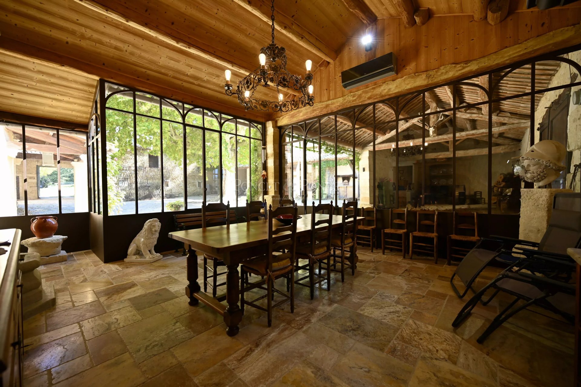 5 Bedroom Villa/Townhouse's Image 8