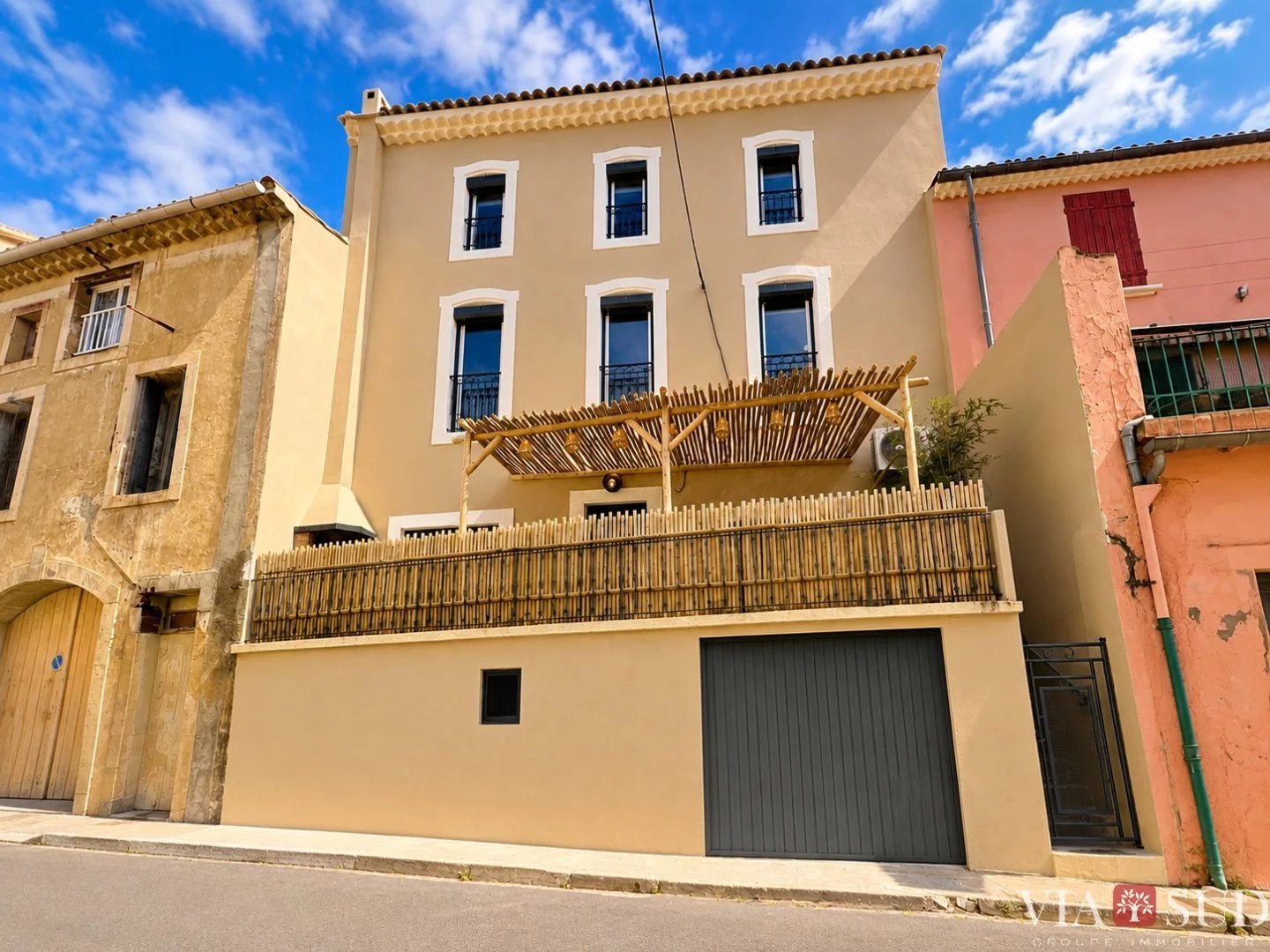 MURVIEL-LÈS-BÉZIERS – 275 M² RÉNOVÉS, 5 CHAMBRES, GARAGE 73 M² – 345 000 €