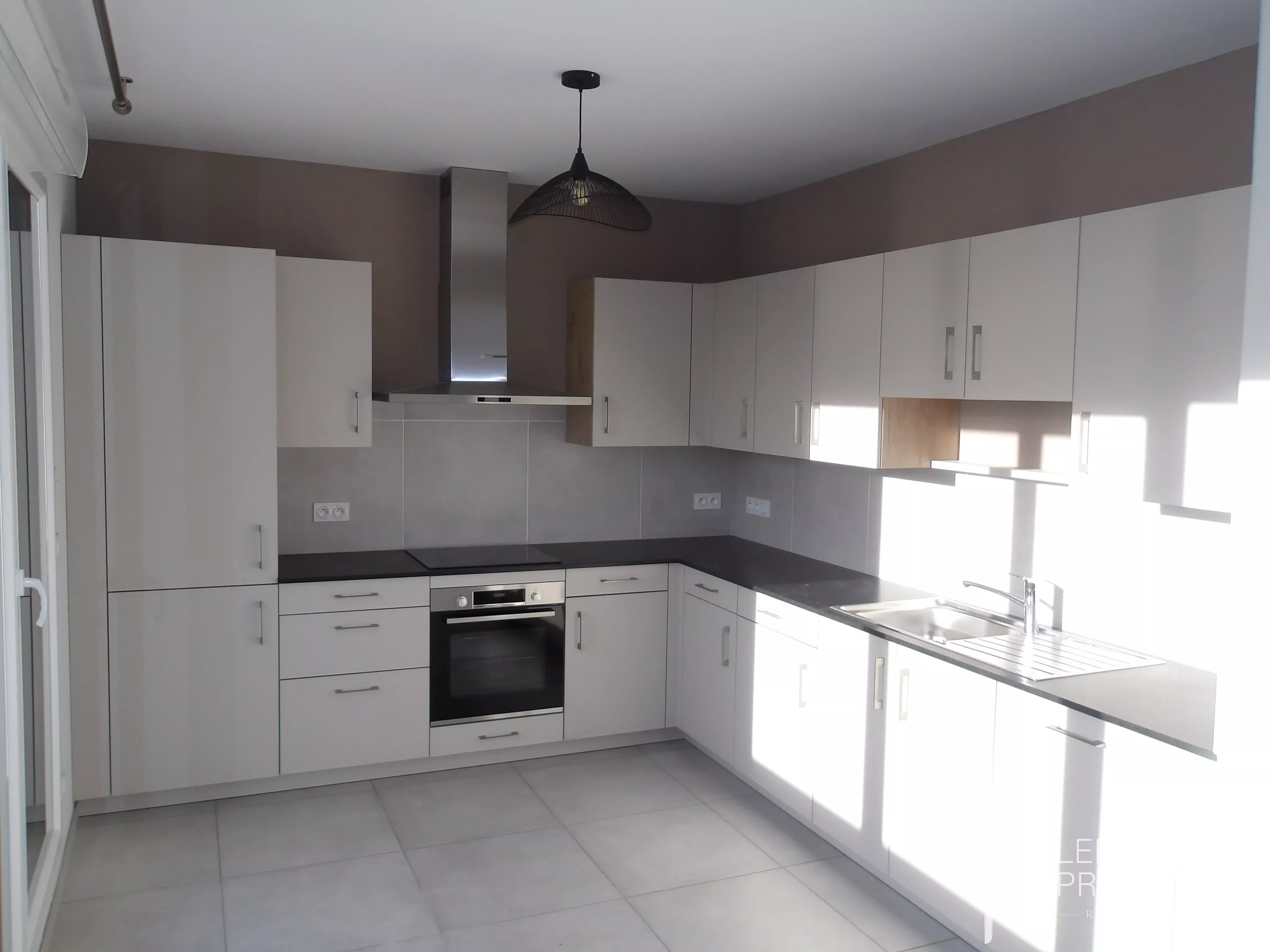 Rare - Veigy Foncenex sur frontière - Magnifique appartement en attique