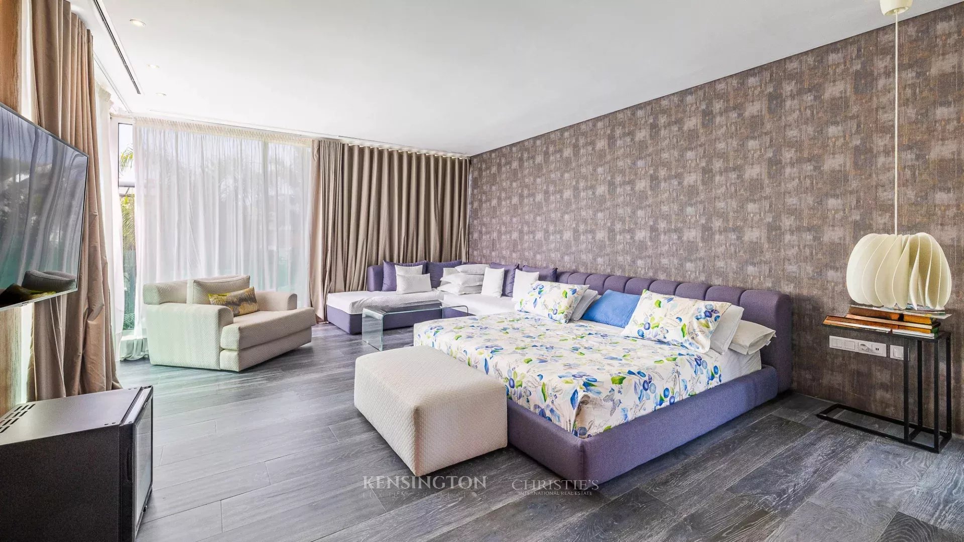 4 Bedroom Villa/Townhouse's Image 14