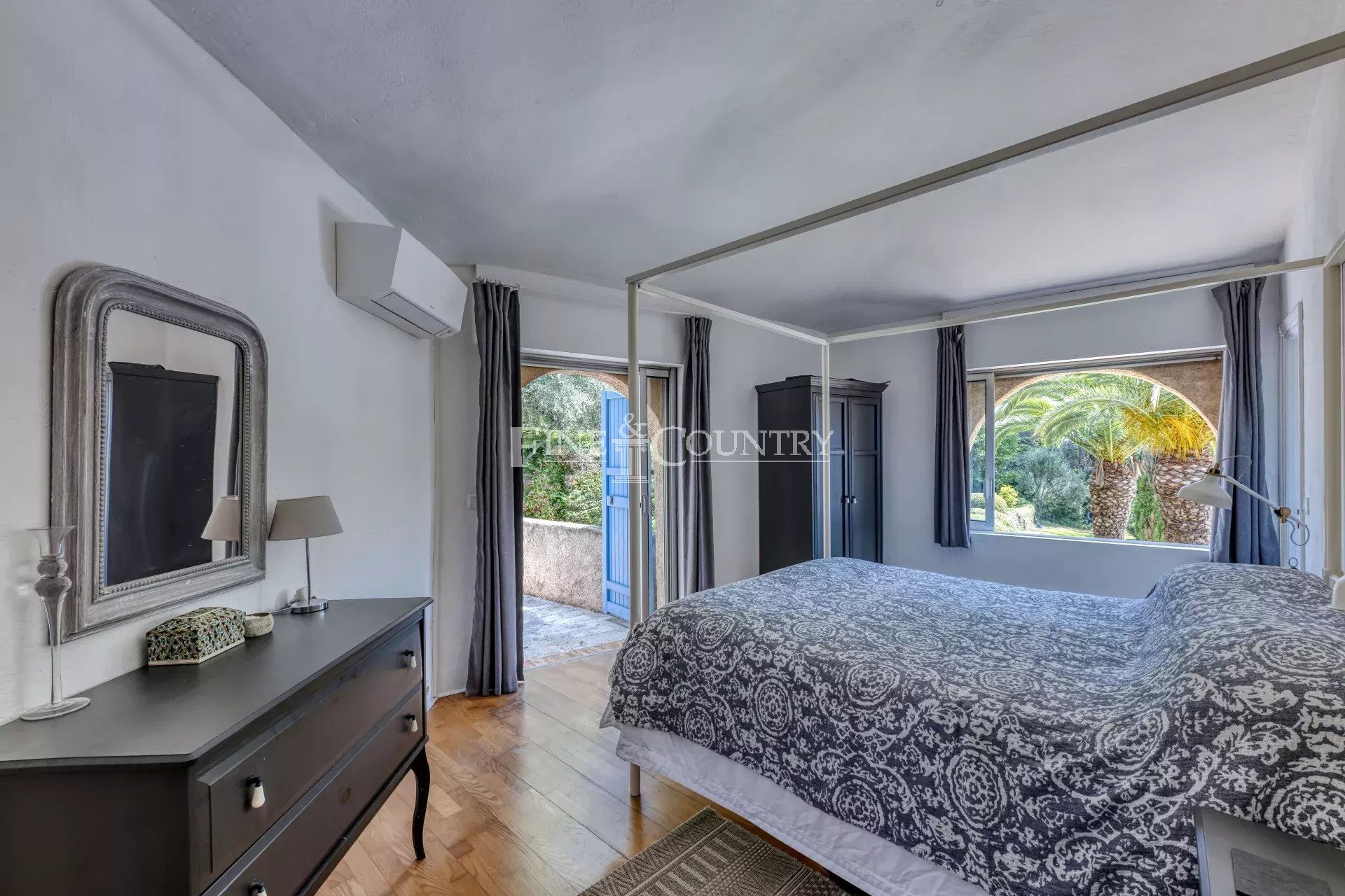 Photo of Villa for sale in Chateauneuf close to Valbonne village