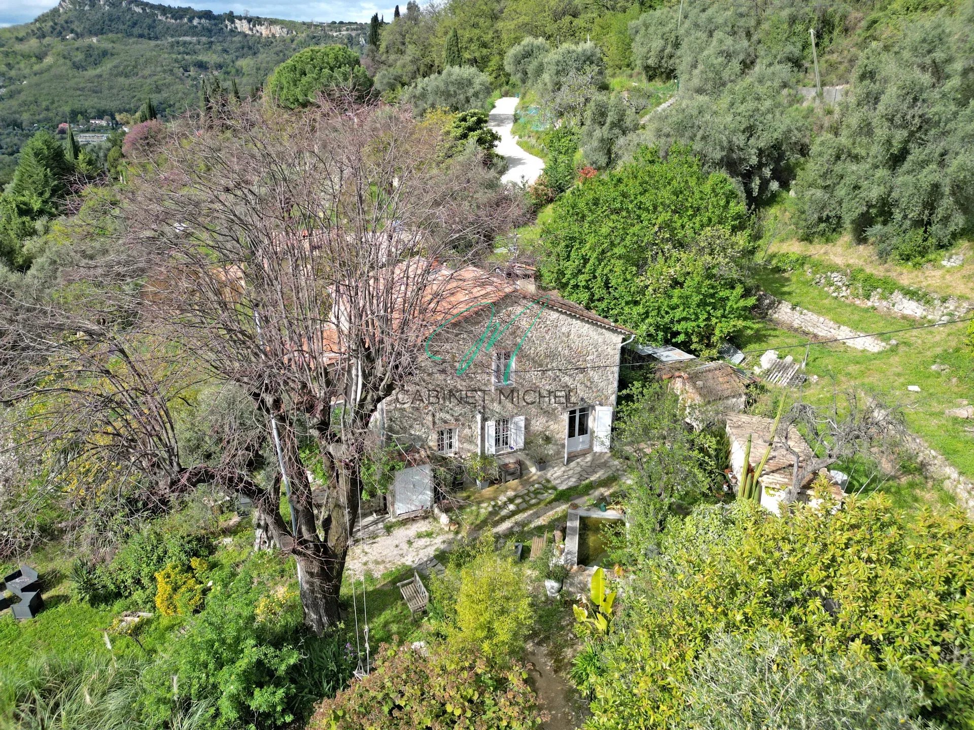 06620 LE BAR-SUR-LOUP VILLA