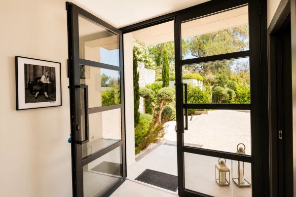 Luxury 5-Bedroom Contemporary Villa for Sale in Valbonne | Family Estate — photo 7