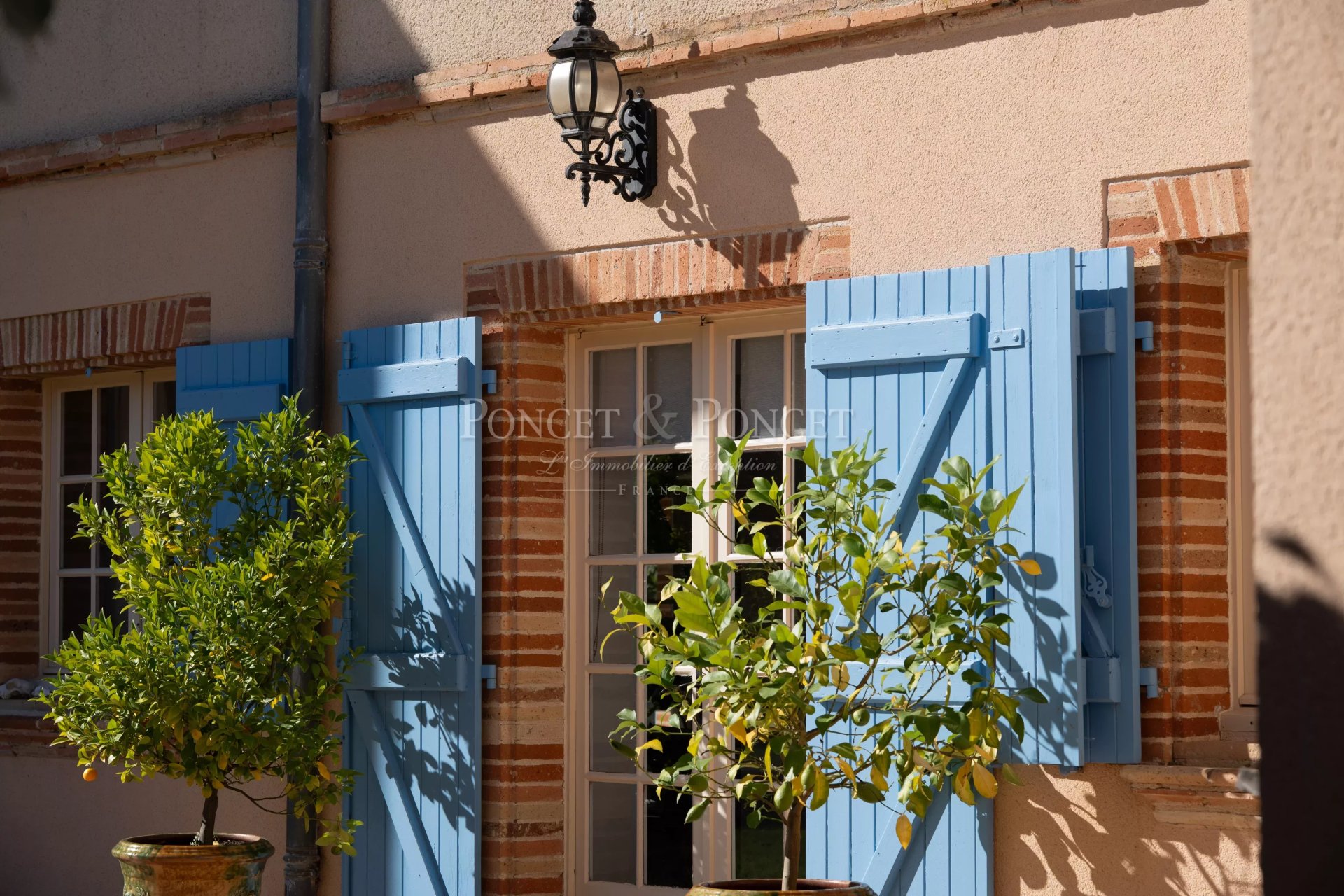10 Bedroom Chateau's Image 21