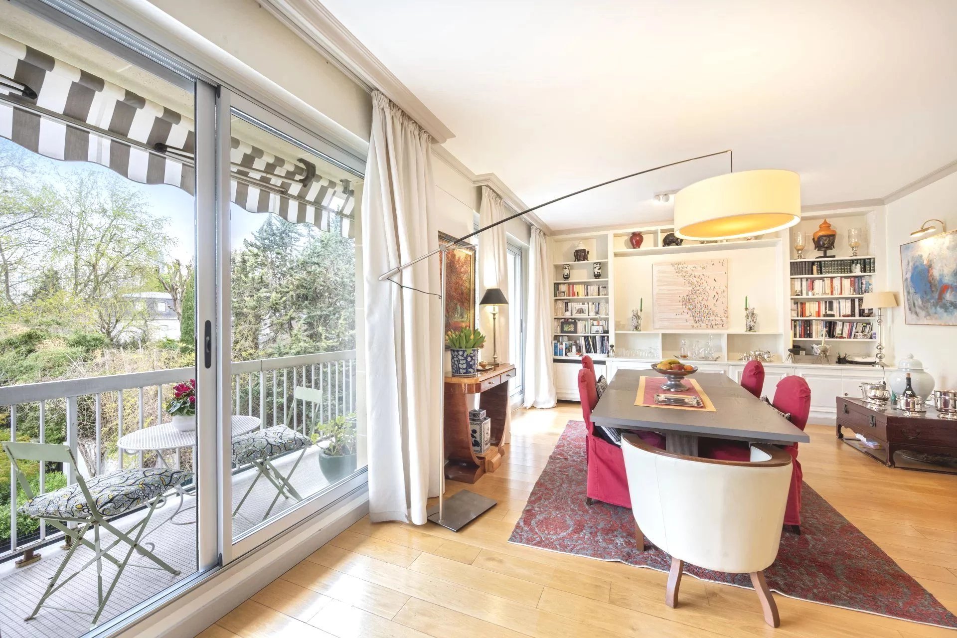 A VENDRE VIAGER SANS RENTE - 3 Chambres - Parfait état - Clair