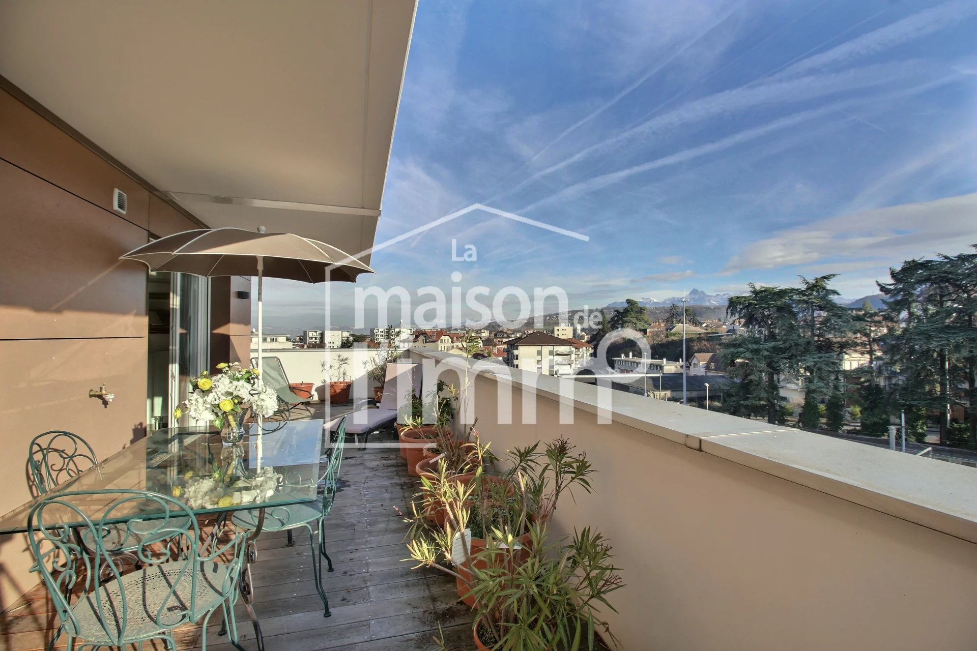 APPARTEMENT TYPE 3 - A VENDRE -  THONON CENTRE VILLE