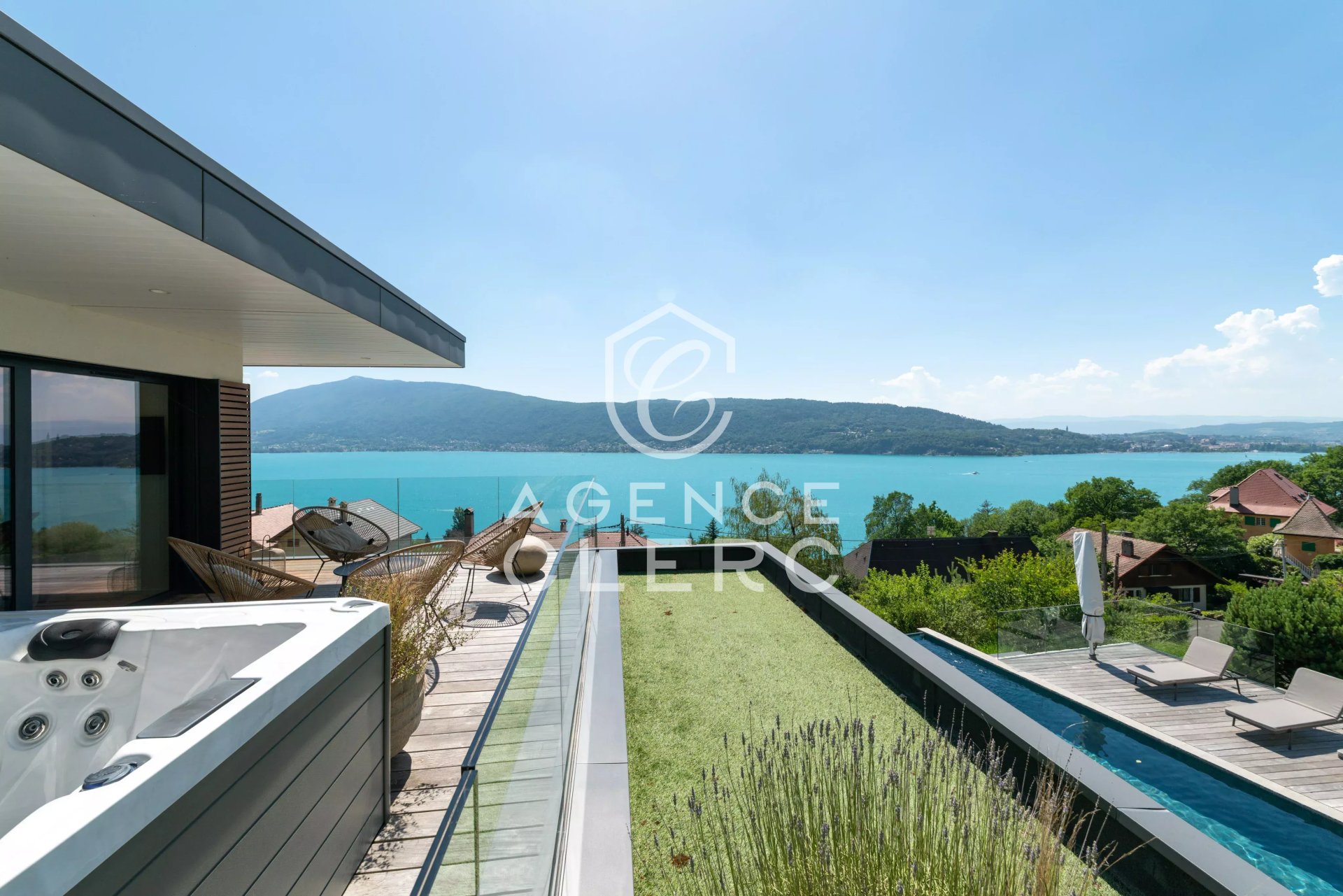 4 Bedroom Villa/Townhouse's Image 14