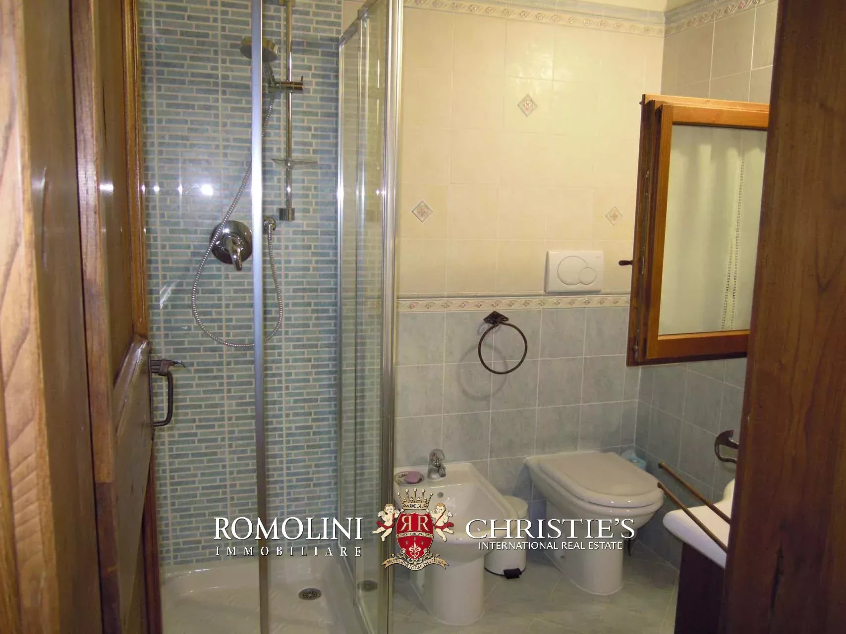 10 Bedroom Villa/Townhouse's Image 66