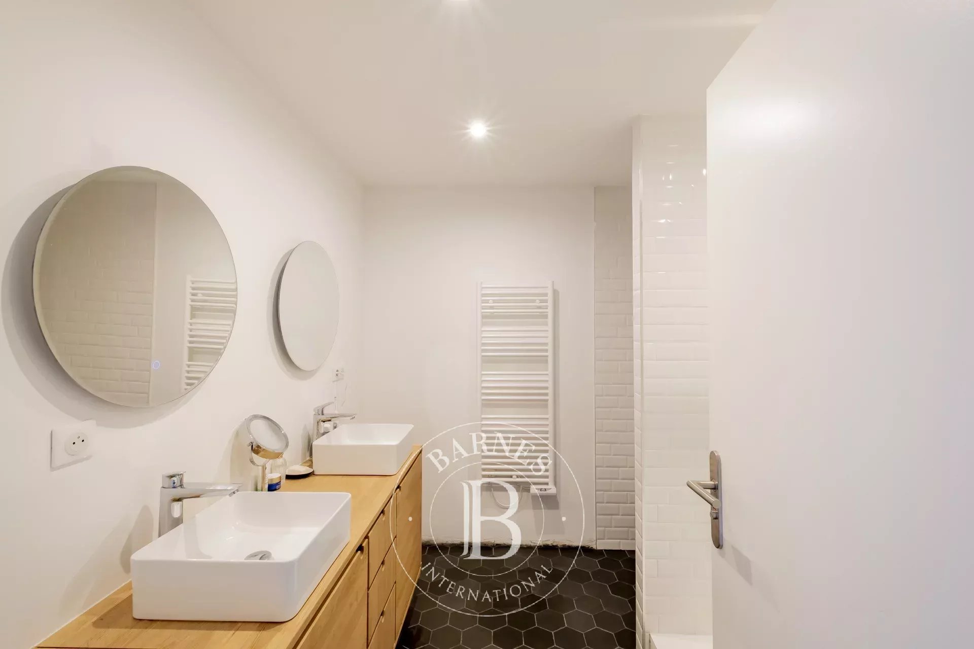 Daire Bordeaux - picture 8