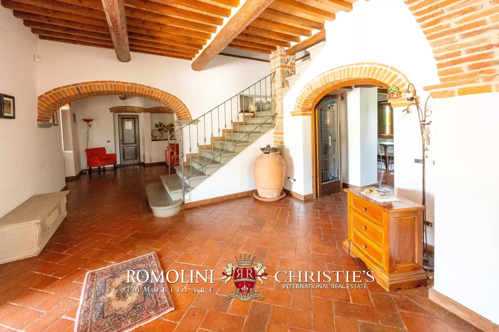 5 Bedroom Villa/Townhouse's Image 17