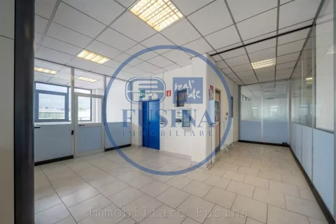 Magazzino---Capannone-in-affitto---Bolzano-2