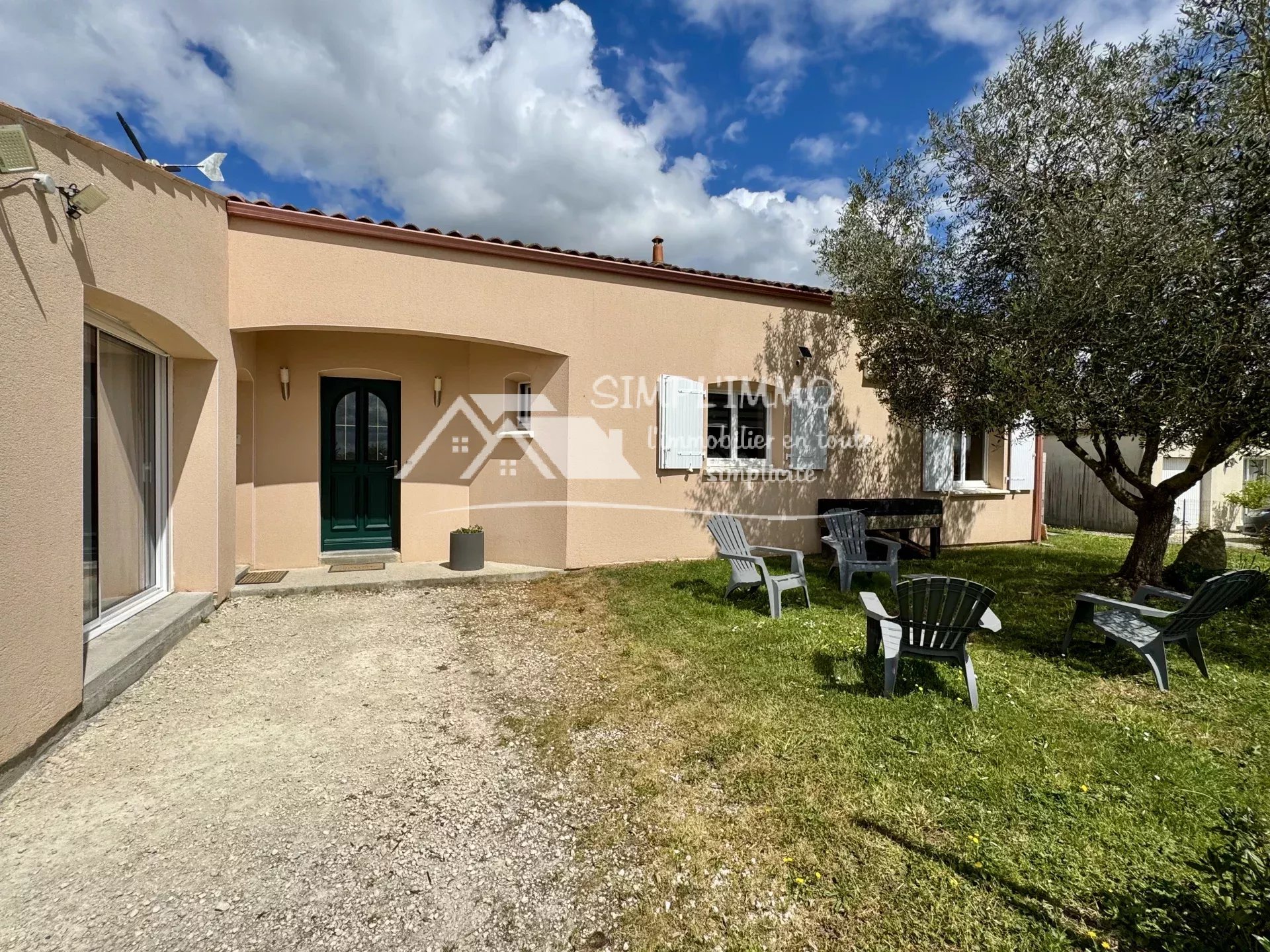 Agence immobilière de 