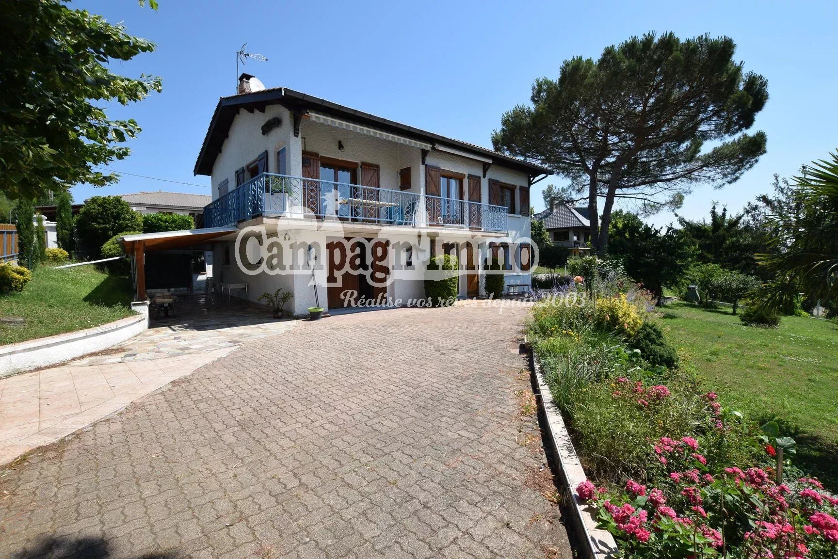 Agence immobilière de 