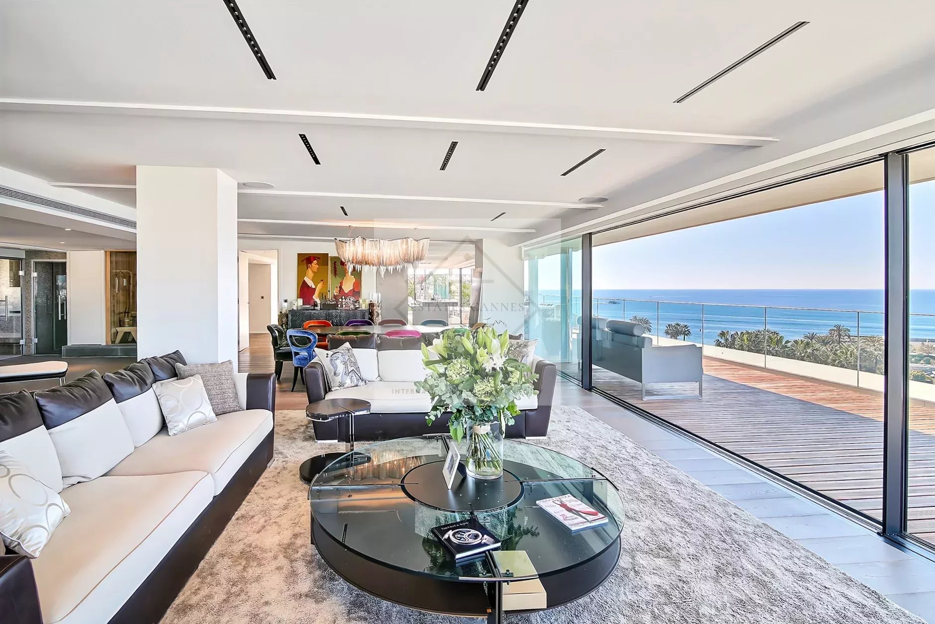 CANNES CROISETTE – PENTHOUSE D'EXCEPTION AVEC VUE MER PANORAMIQUE — photo 25