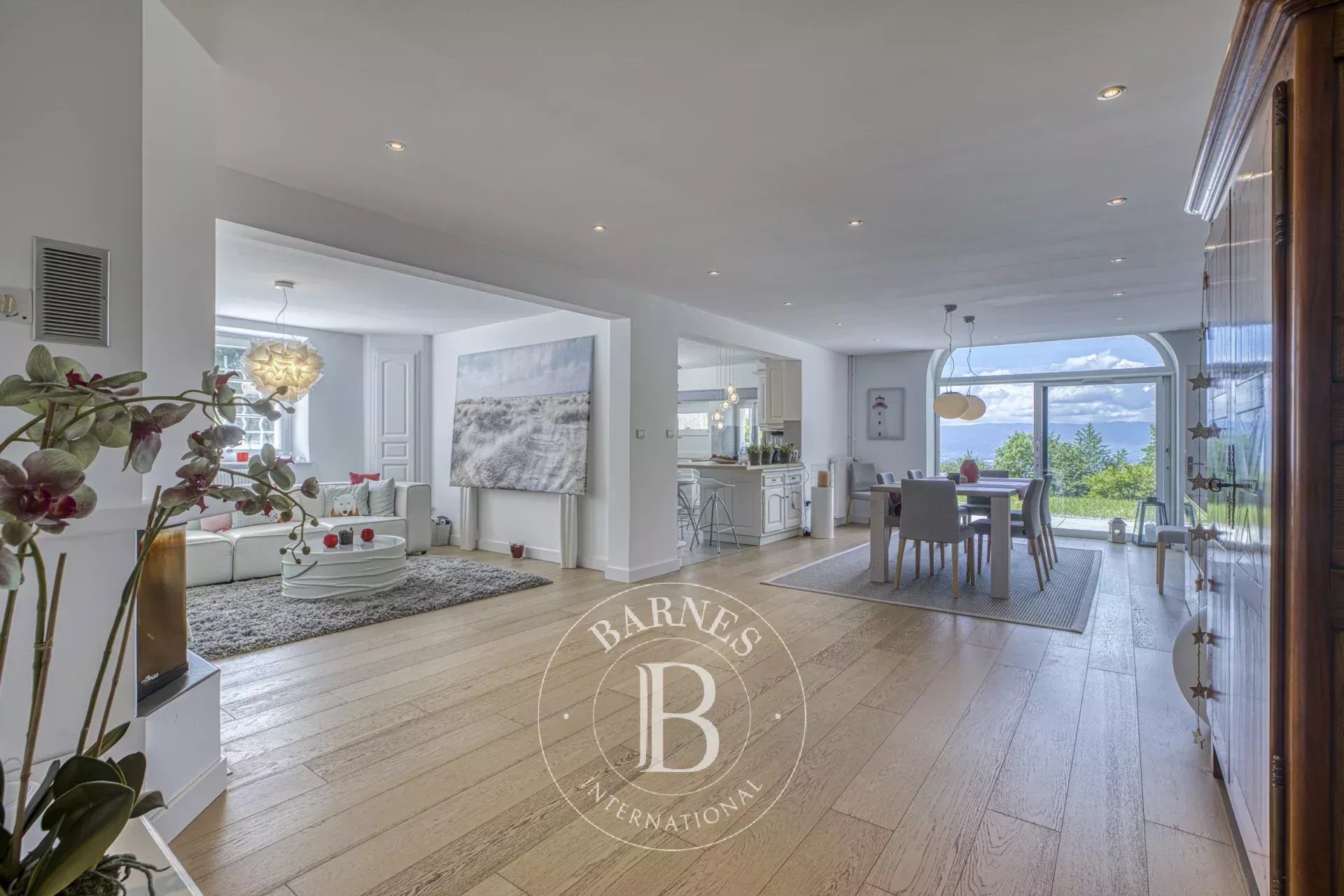 Ev Beaumont - picture 5