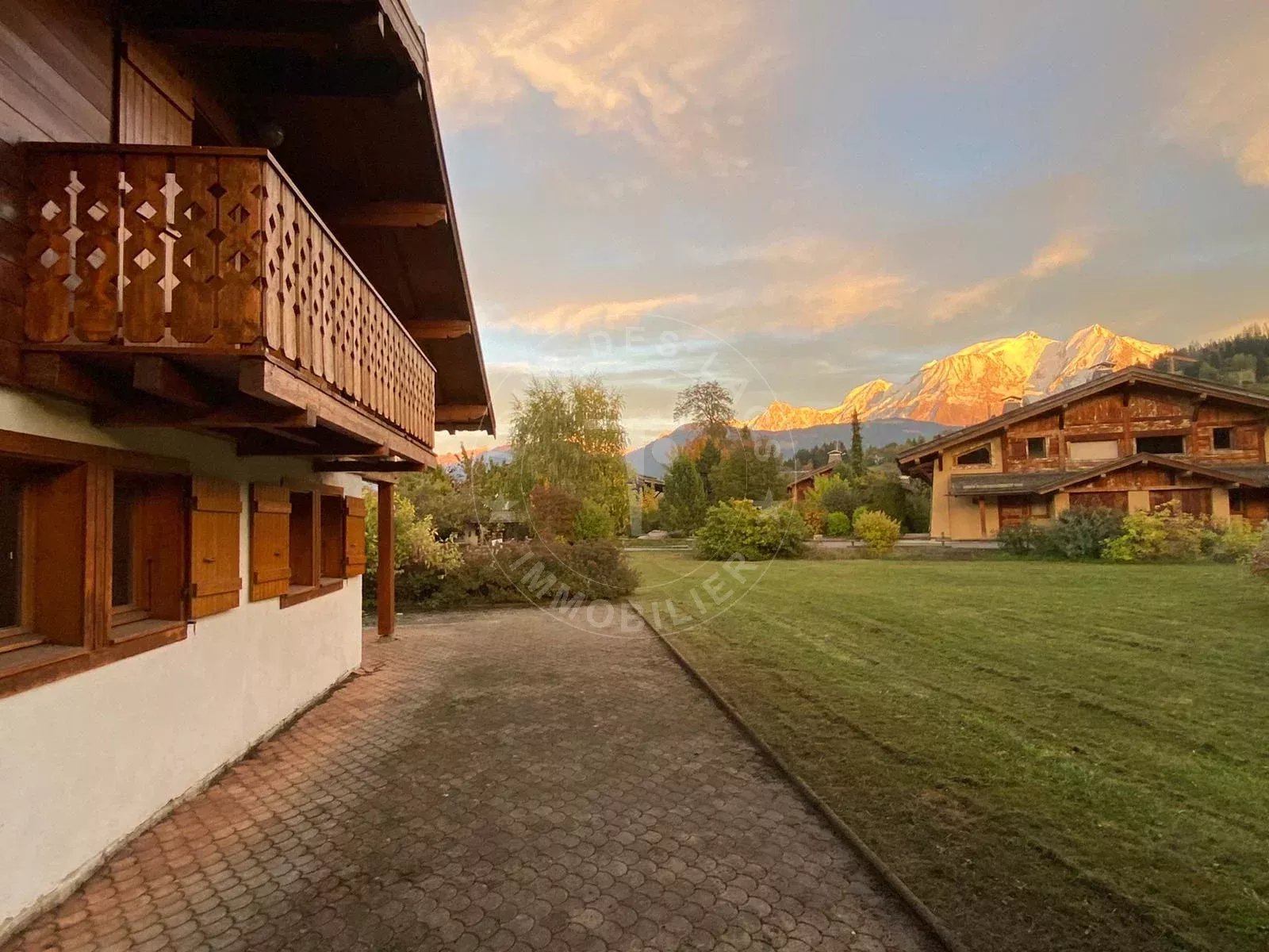 Agence immobilière de 