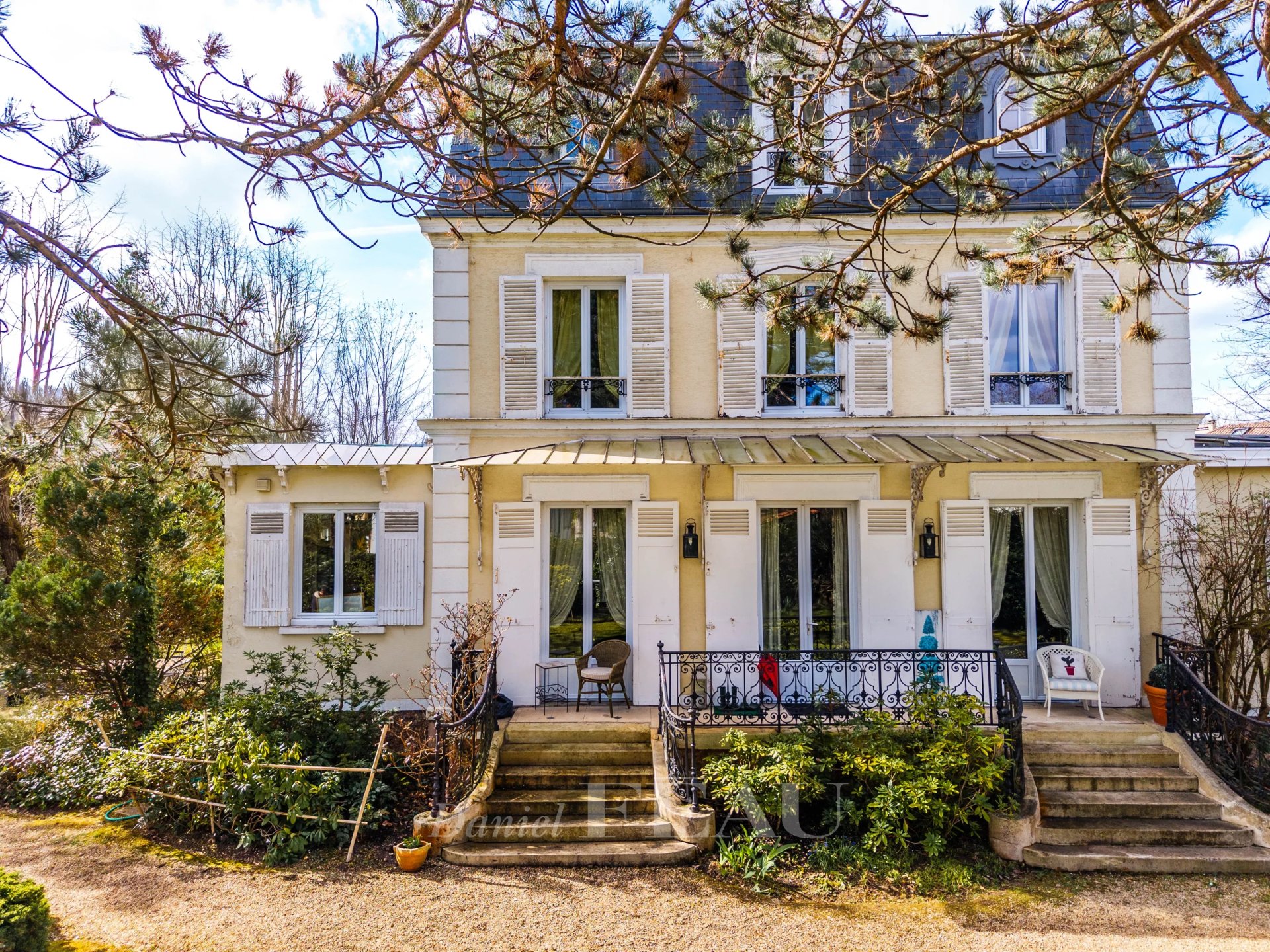 Single family home
