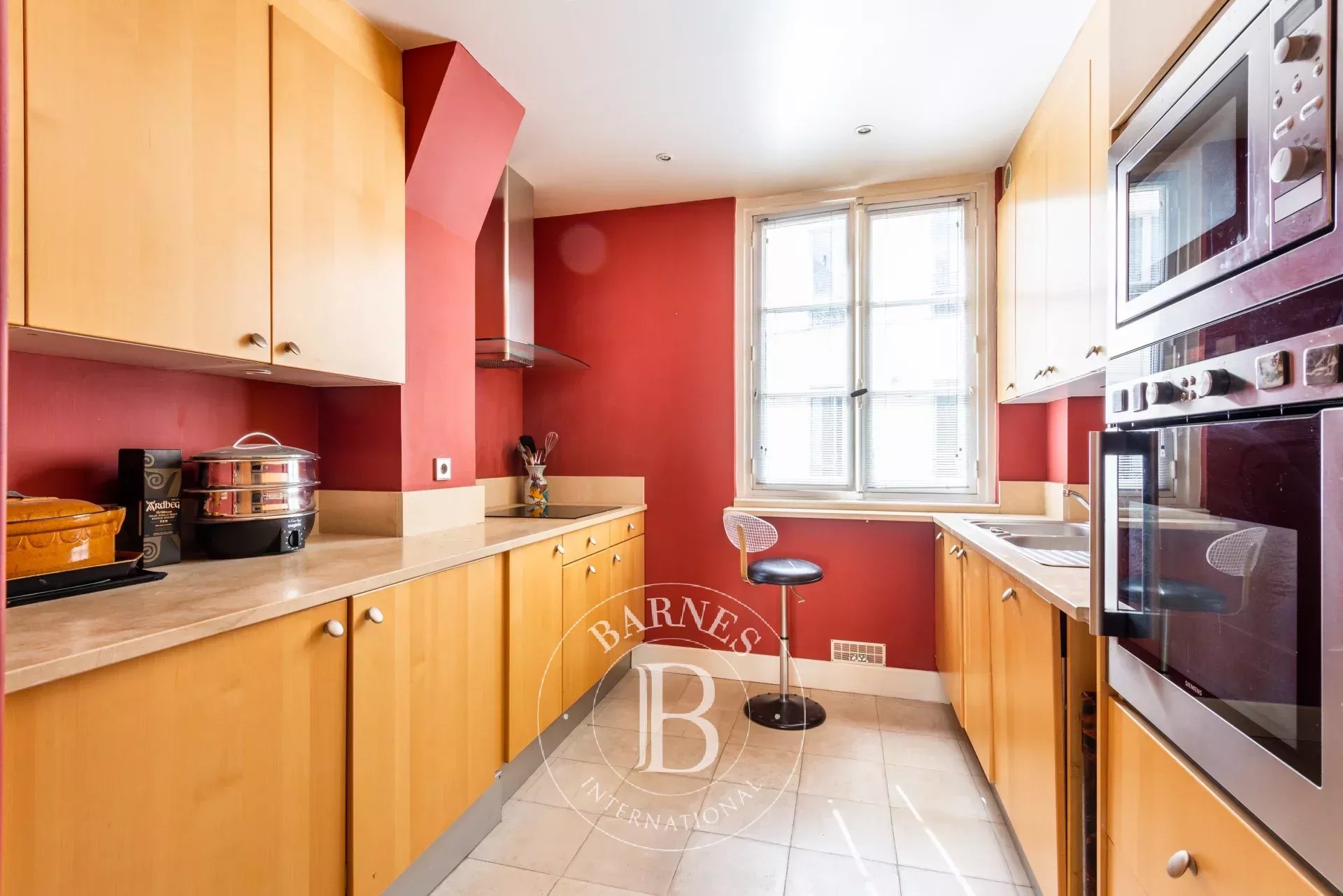 Daire Paris 8ème - picture 8