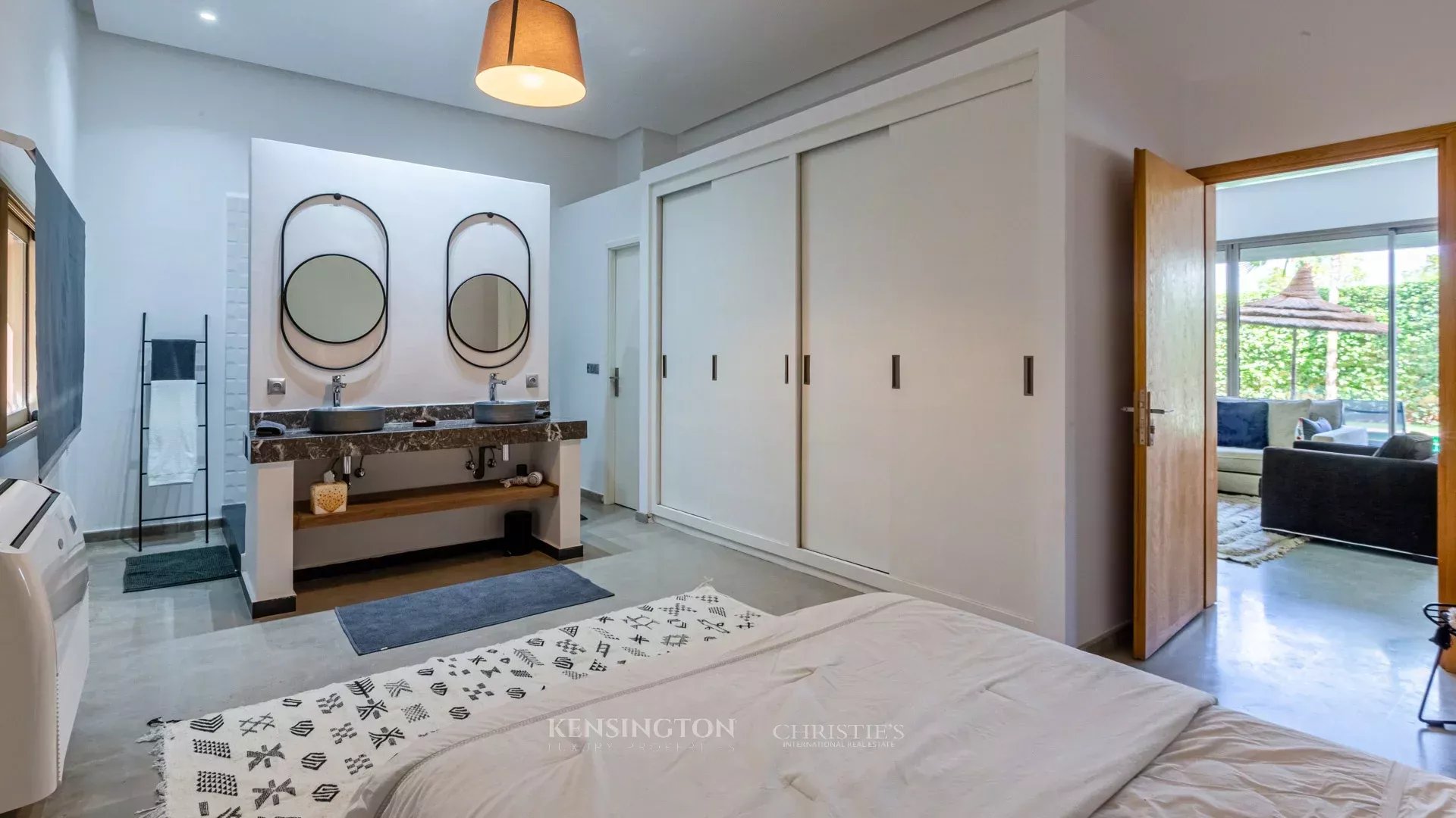 5 Bedroom Villa/Townhouse's Image 34