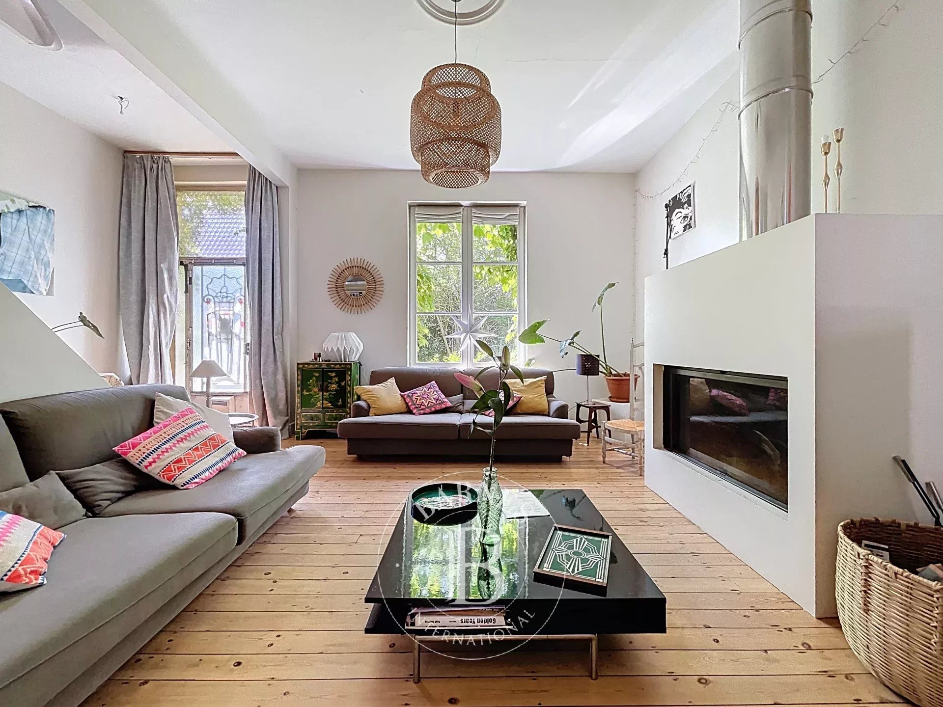 Uccle-Maison de charme-Un havre de paix à vendre