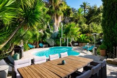 Historic 6-Bedroom Family Villa in Cannes La Californie — photo 4 of 7