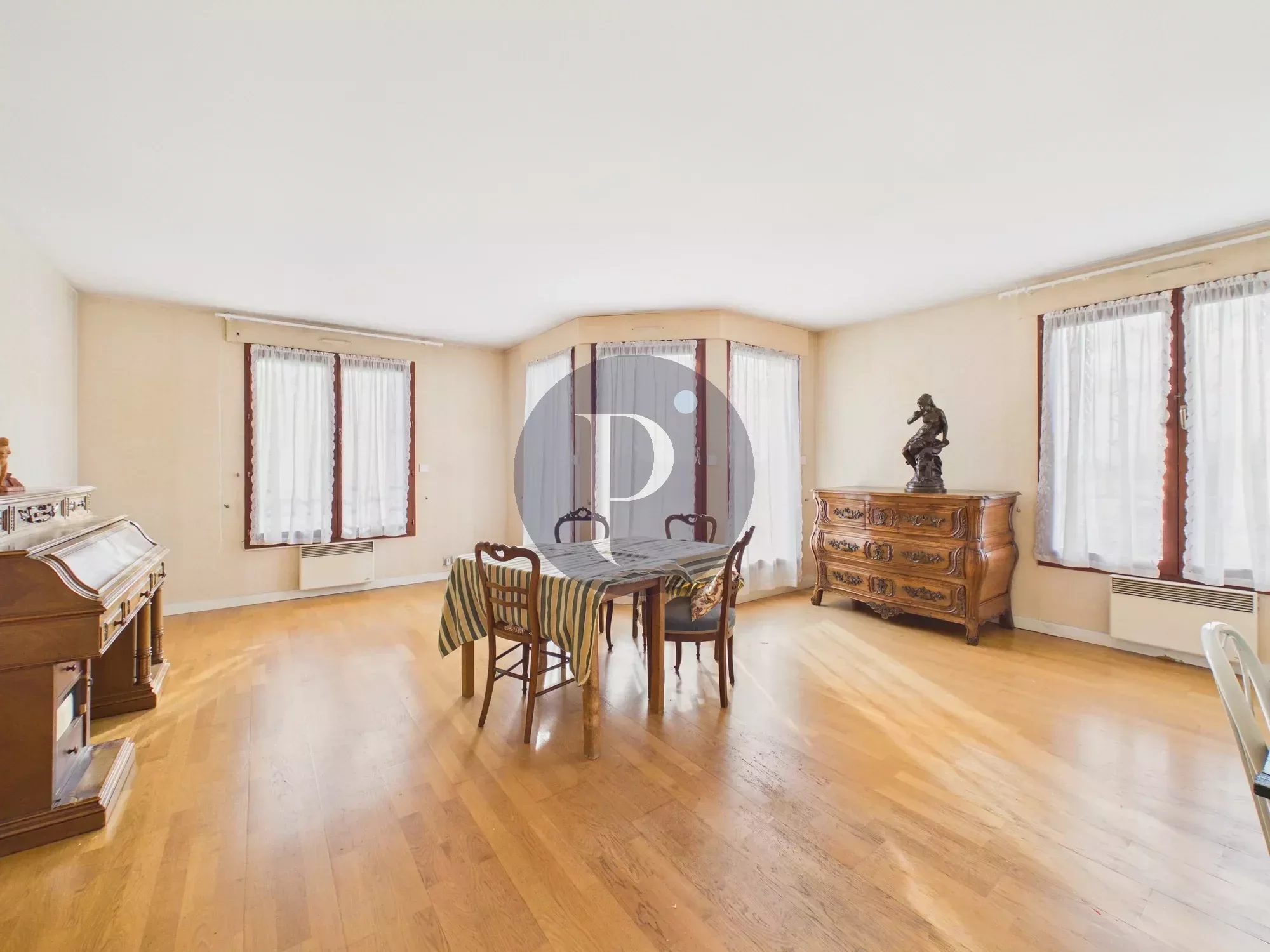 vente-appartement-5-pieces-verrieres-le-buisson-86275440