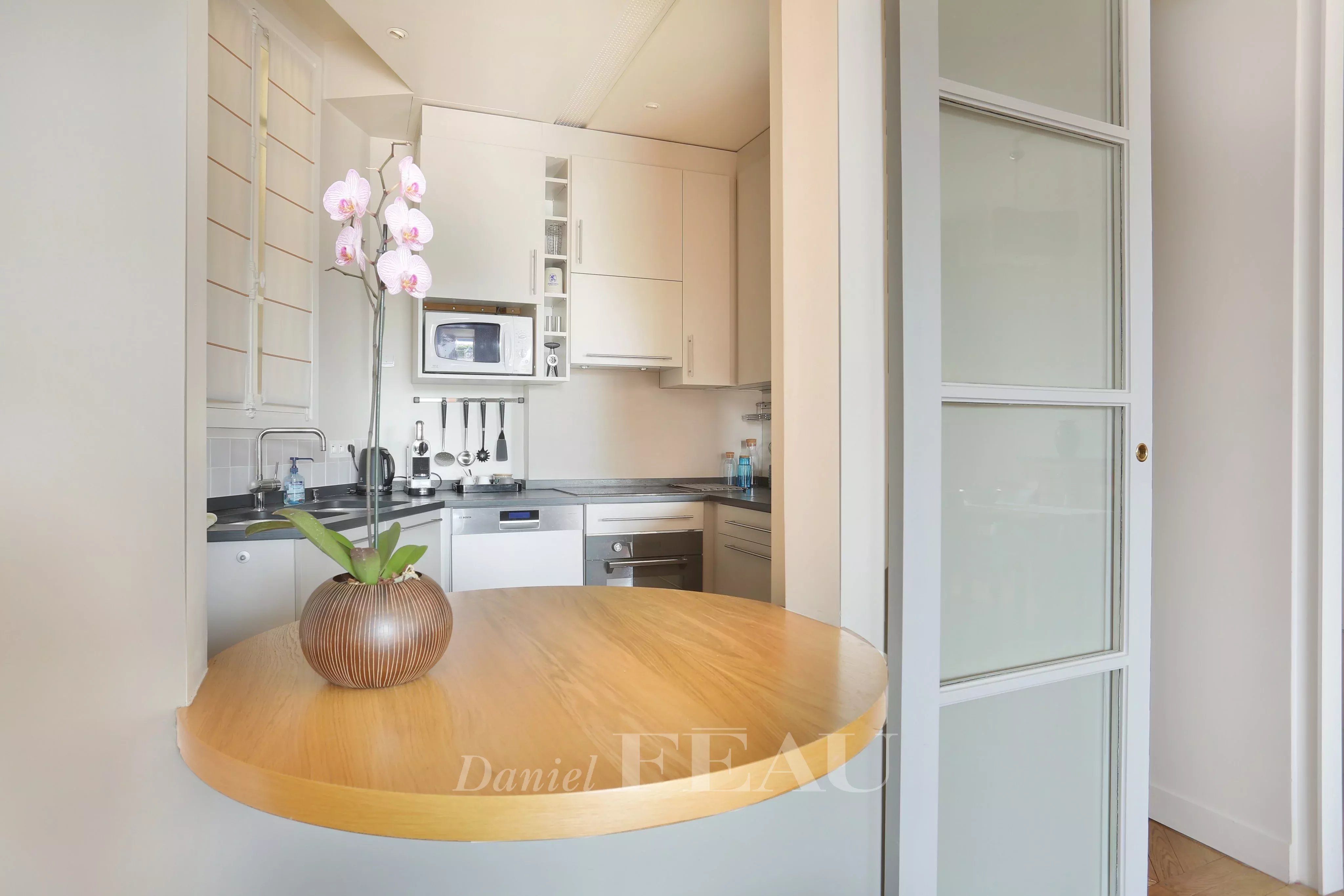 Rental Apartment Paris 16th
