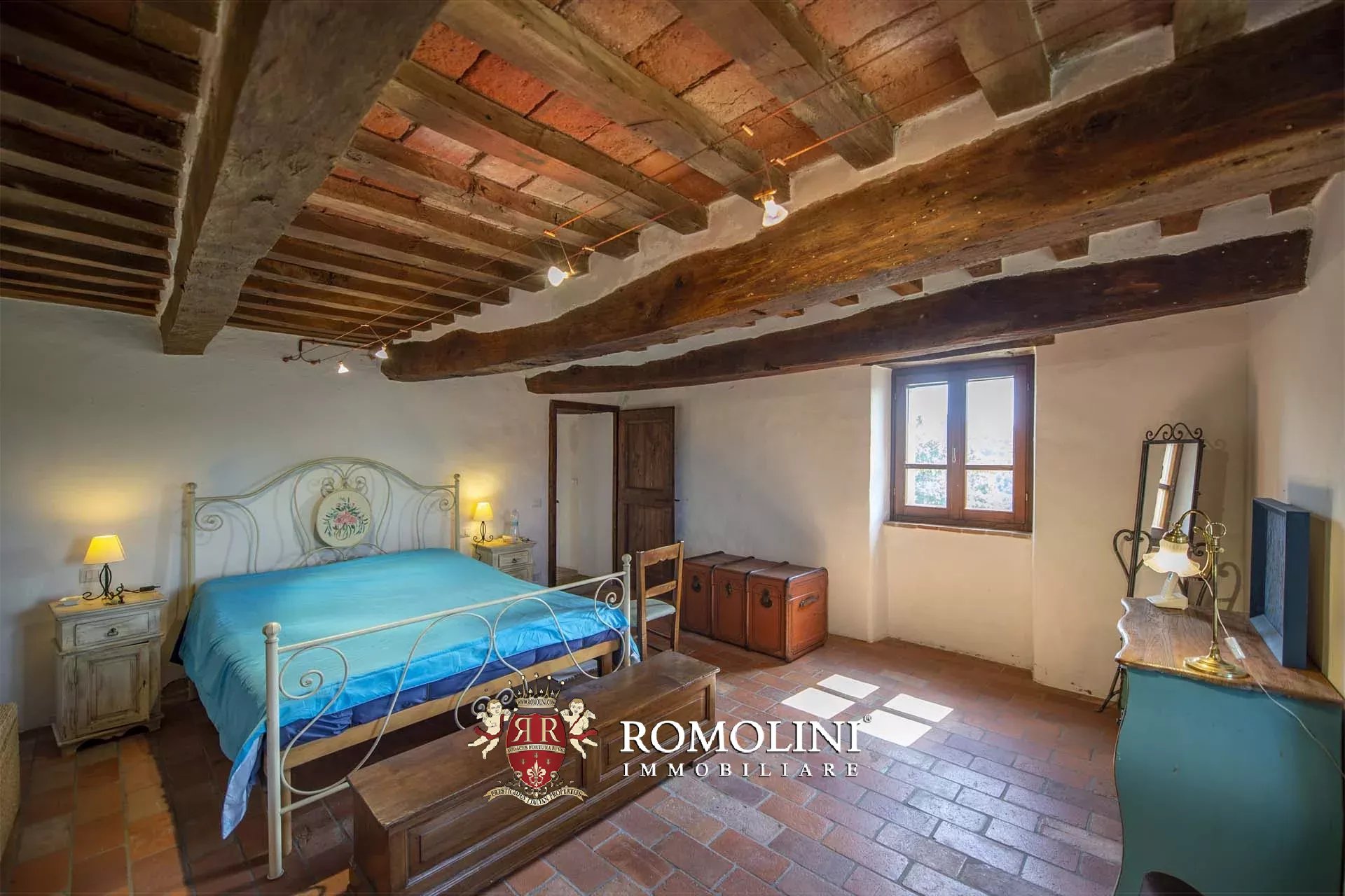 11 Bedroom Villa/Townhouse's Image 23