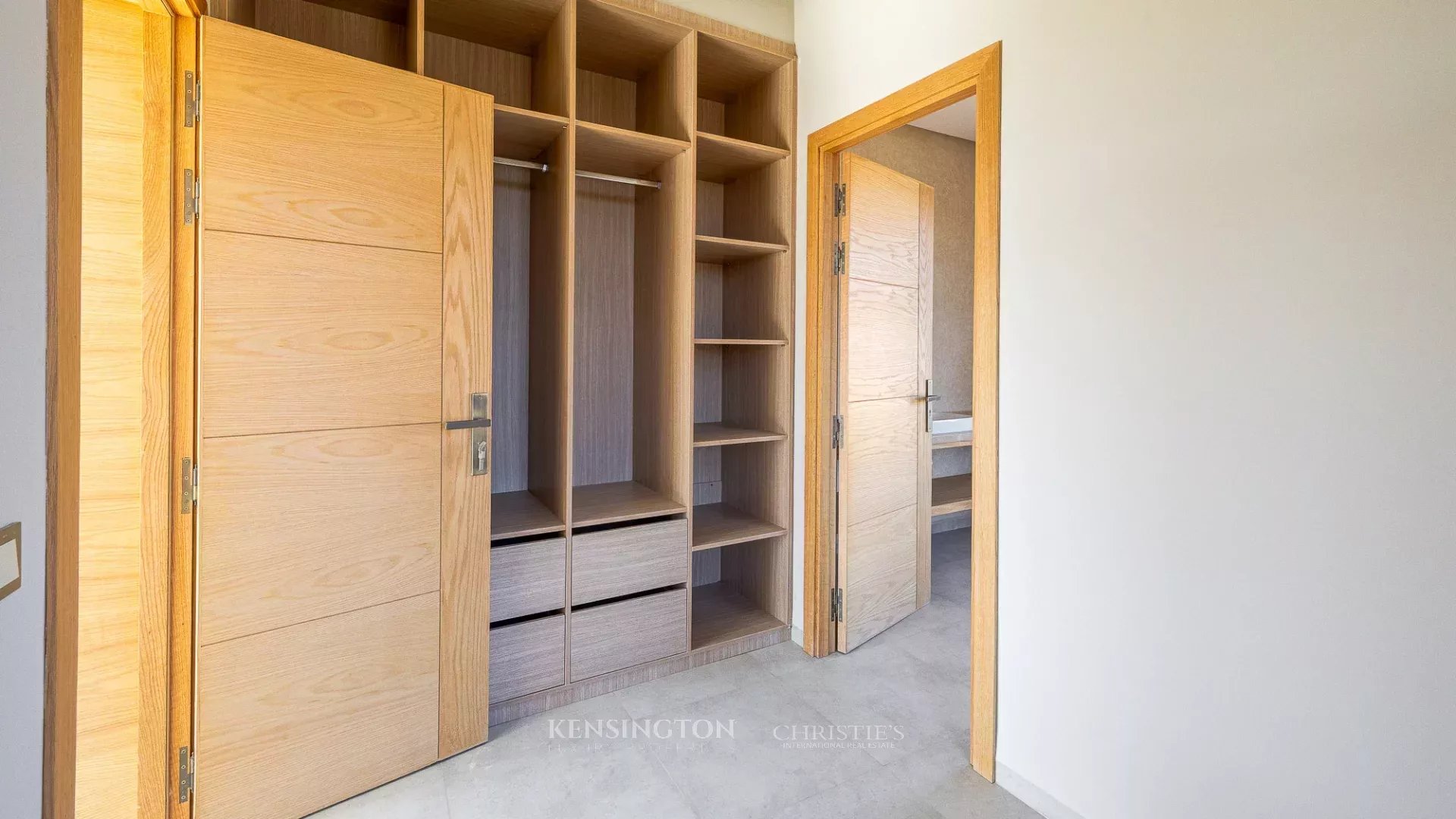 4 Bedroom Villa/Townhouse's Image 24