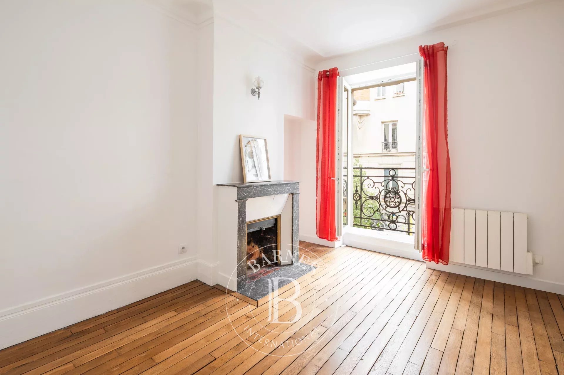 Daire Paris 18ème - picture 6