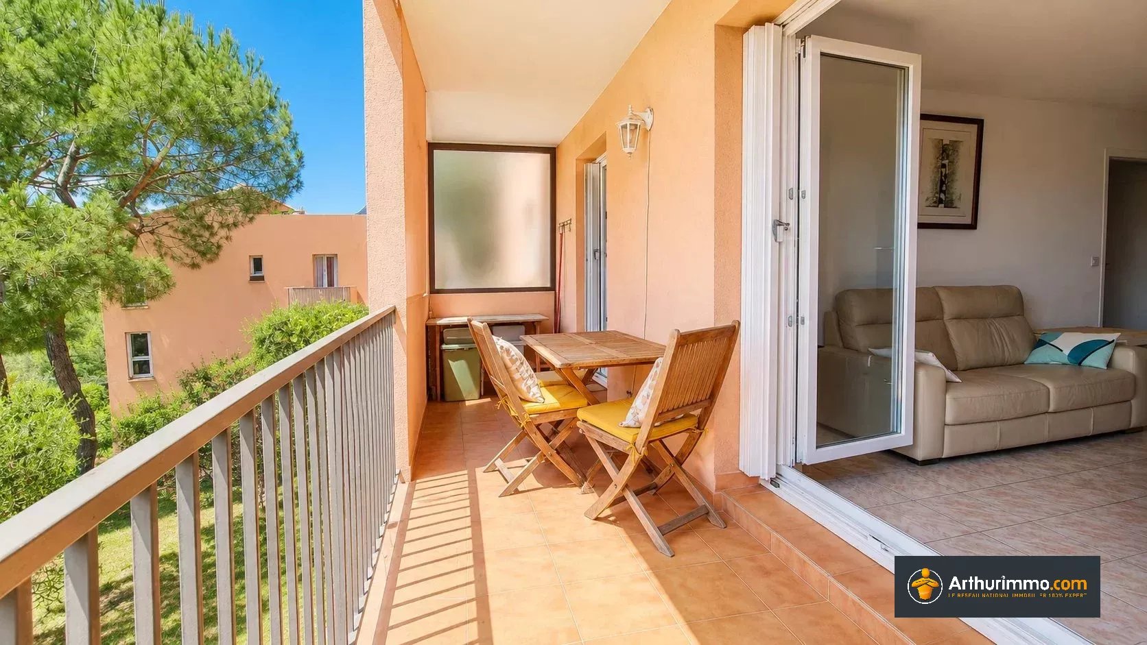 QUARTIER SAINT PIERRE DE FERIC: 3P AVEC TERRASSE VUE DEGAGEE SUD/OUEST