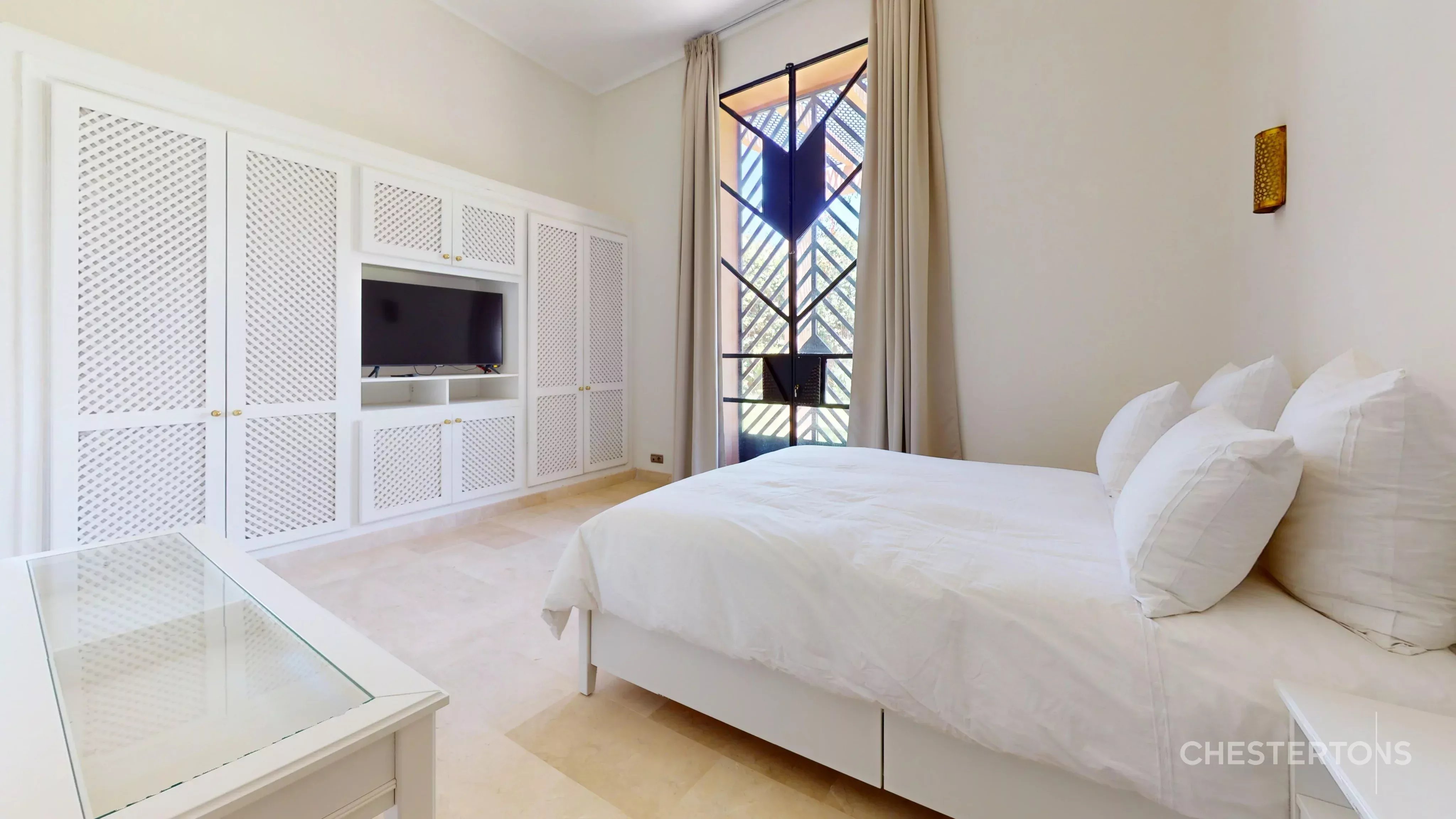  Image of Villa - 7 Bedrooms for Sale in Marrakech-Ménara-Marrakech-Morocco, Image 17