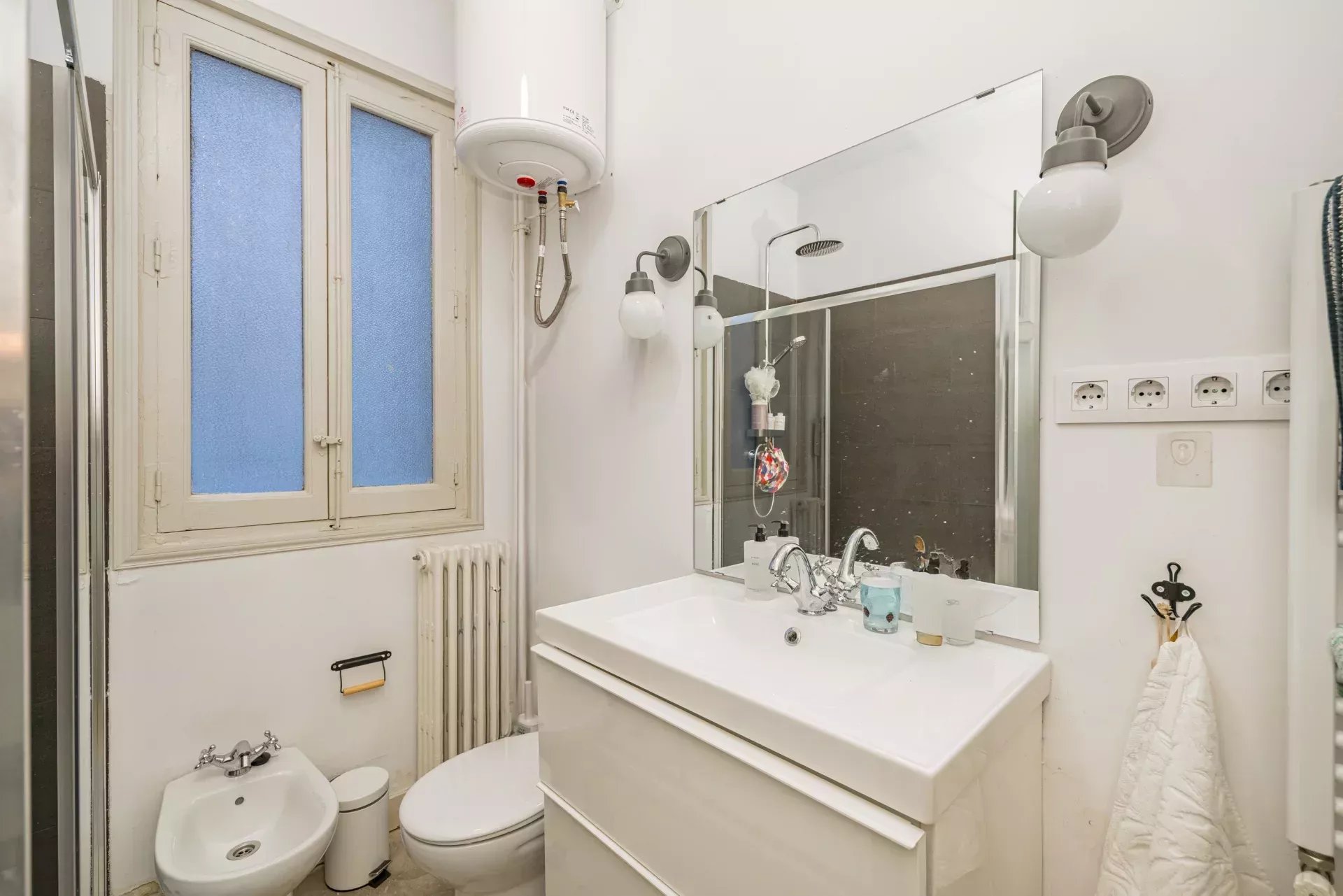 Votre maison au charme classique avec potentiel à Chamberí - picture 22