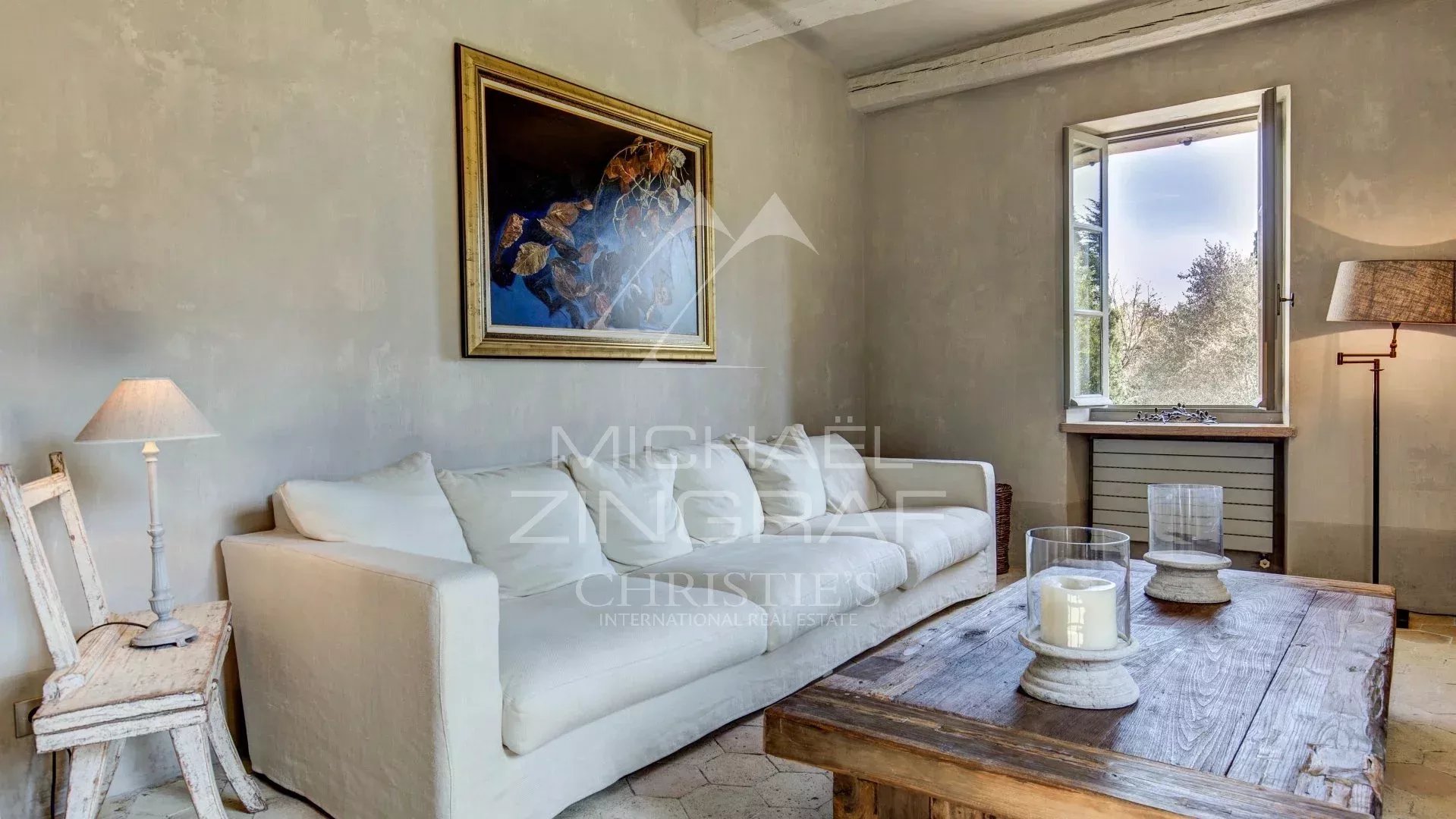 6 Bedroom Villa/Townhouse's Image 4