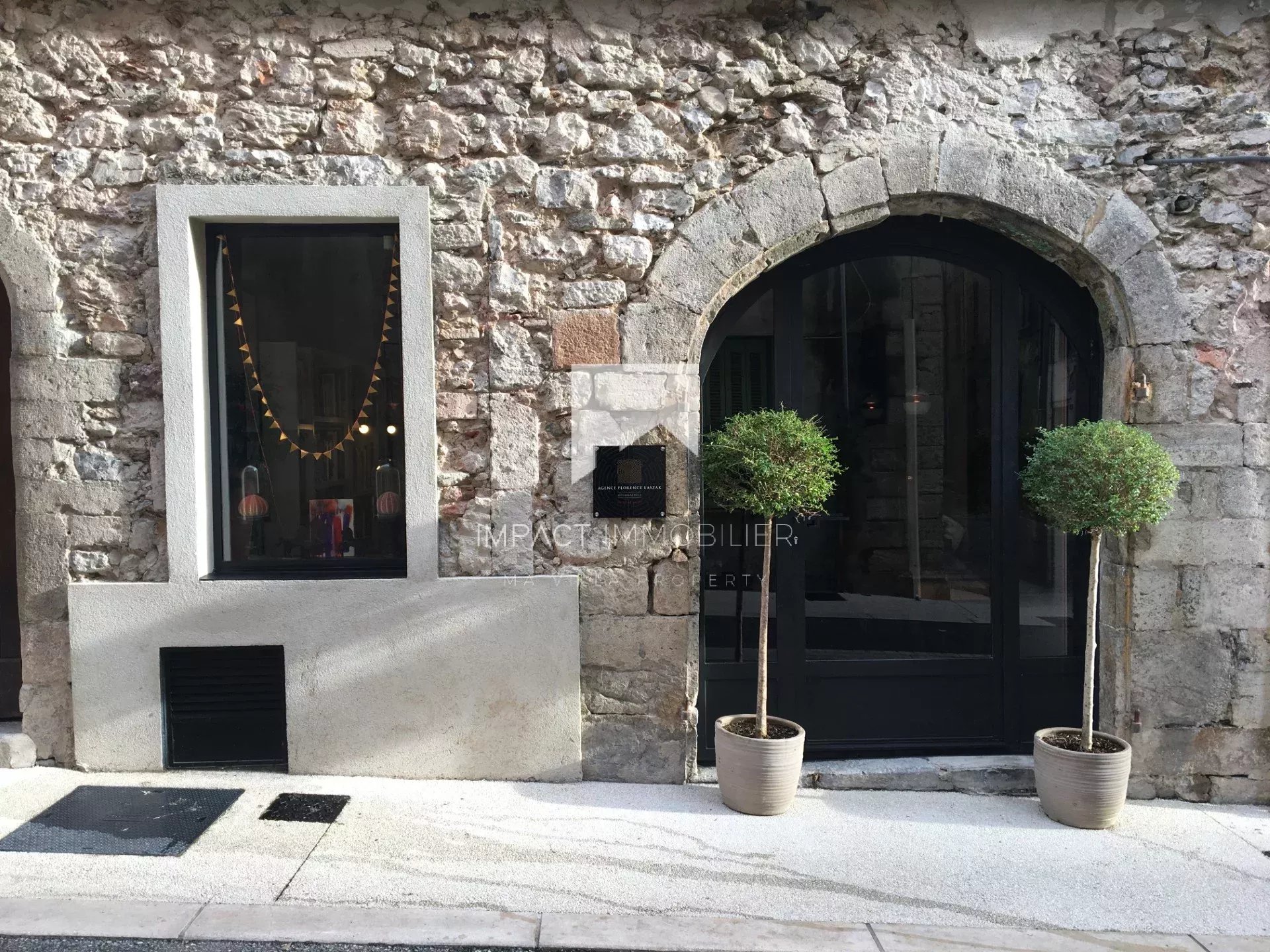 Agence immobilière de 