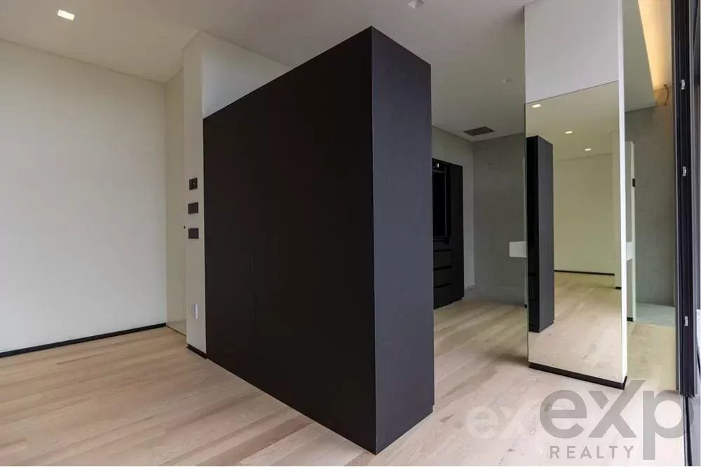 New detached house in an exclusive condominium of 4 luxurious units. 85506671 image 21