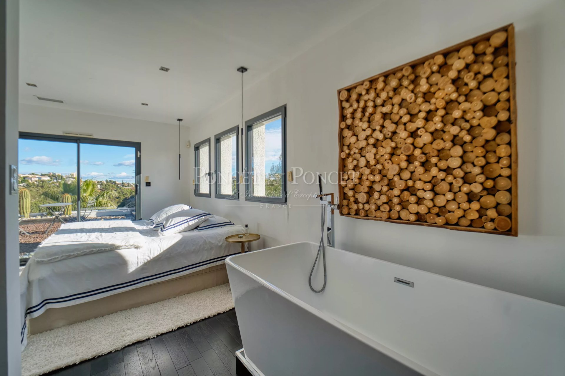4 Bedroom Villa/Townhouse's Image 13
