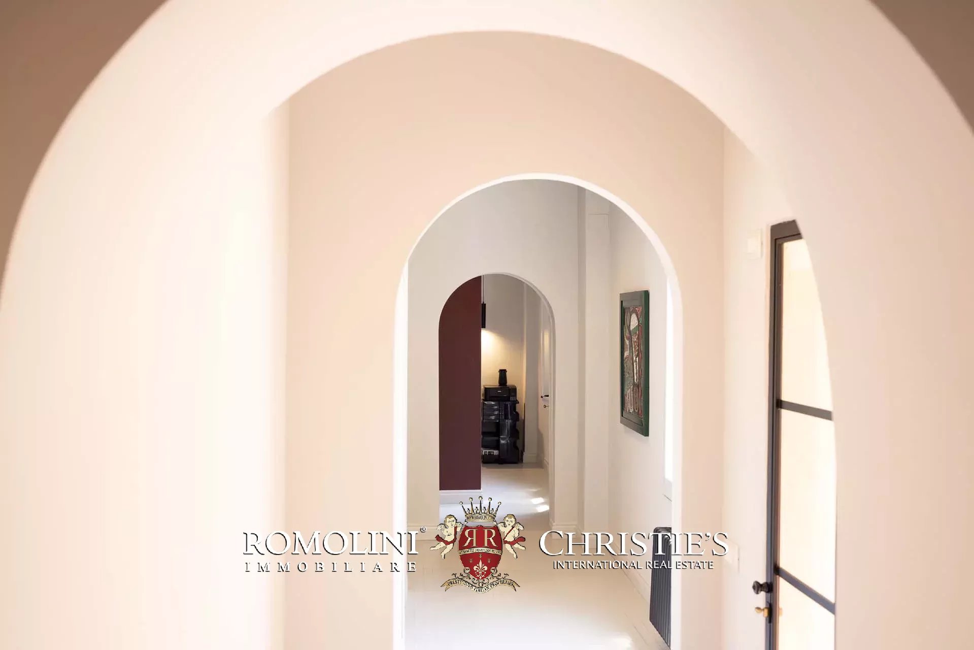 3 Bedroom Apartment/Flat's Image 32