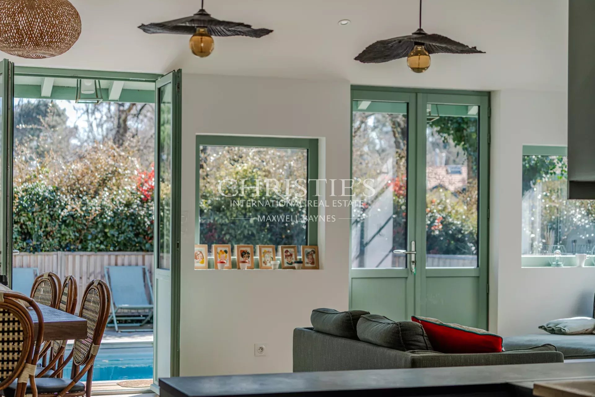 6 Bedroom Villa/Townhouse's Image 10