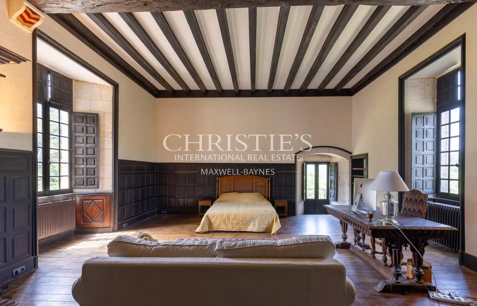 9 Bedroom Chateau's Image 15