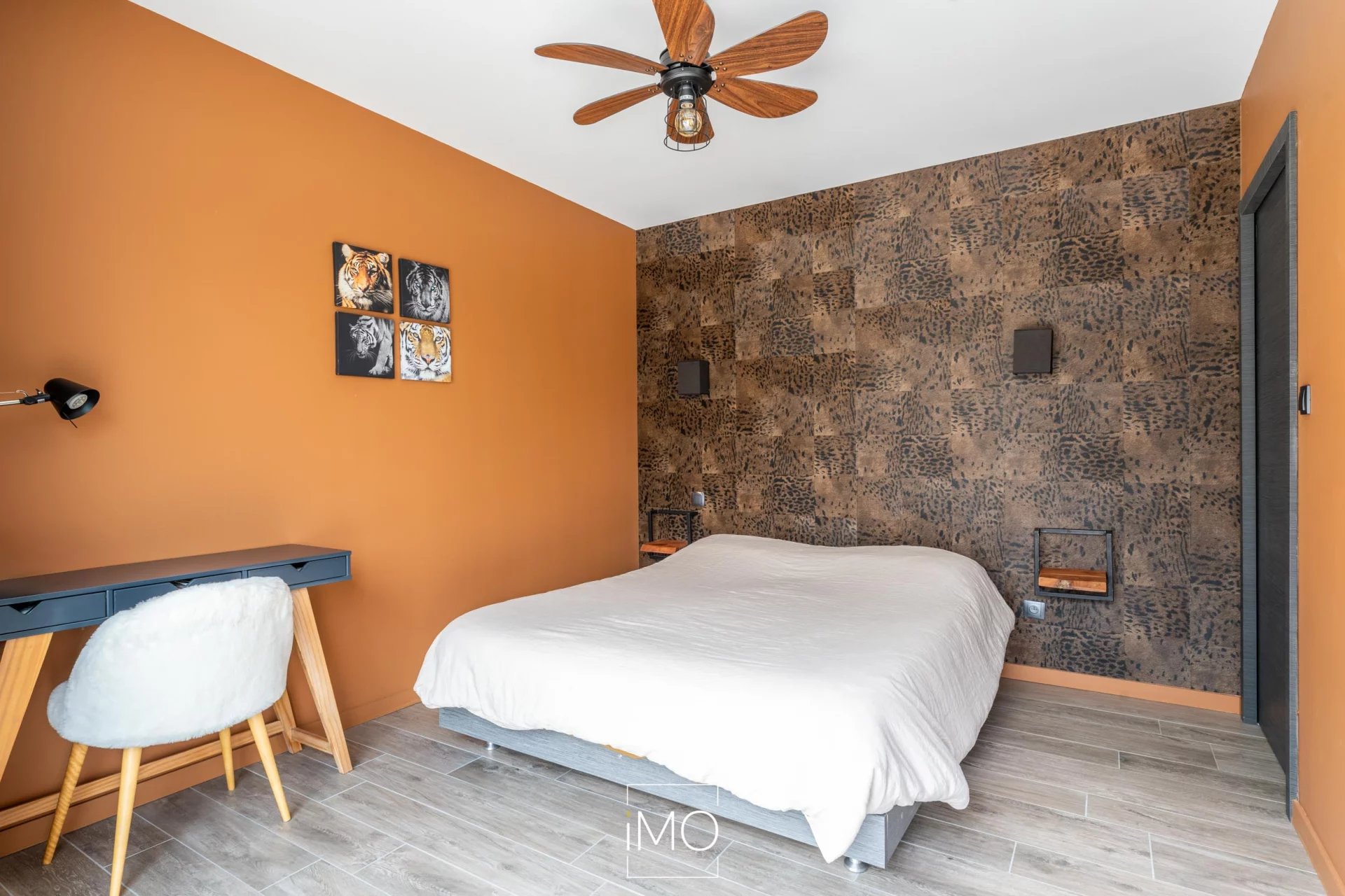 Villa de 168 m² de plain pied avec piscine sur une parcelle de 1489 m²