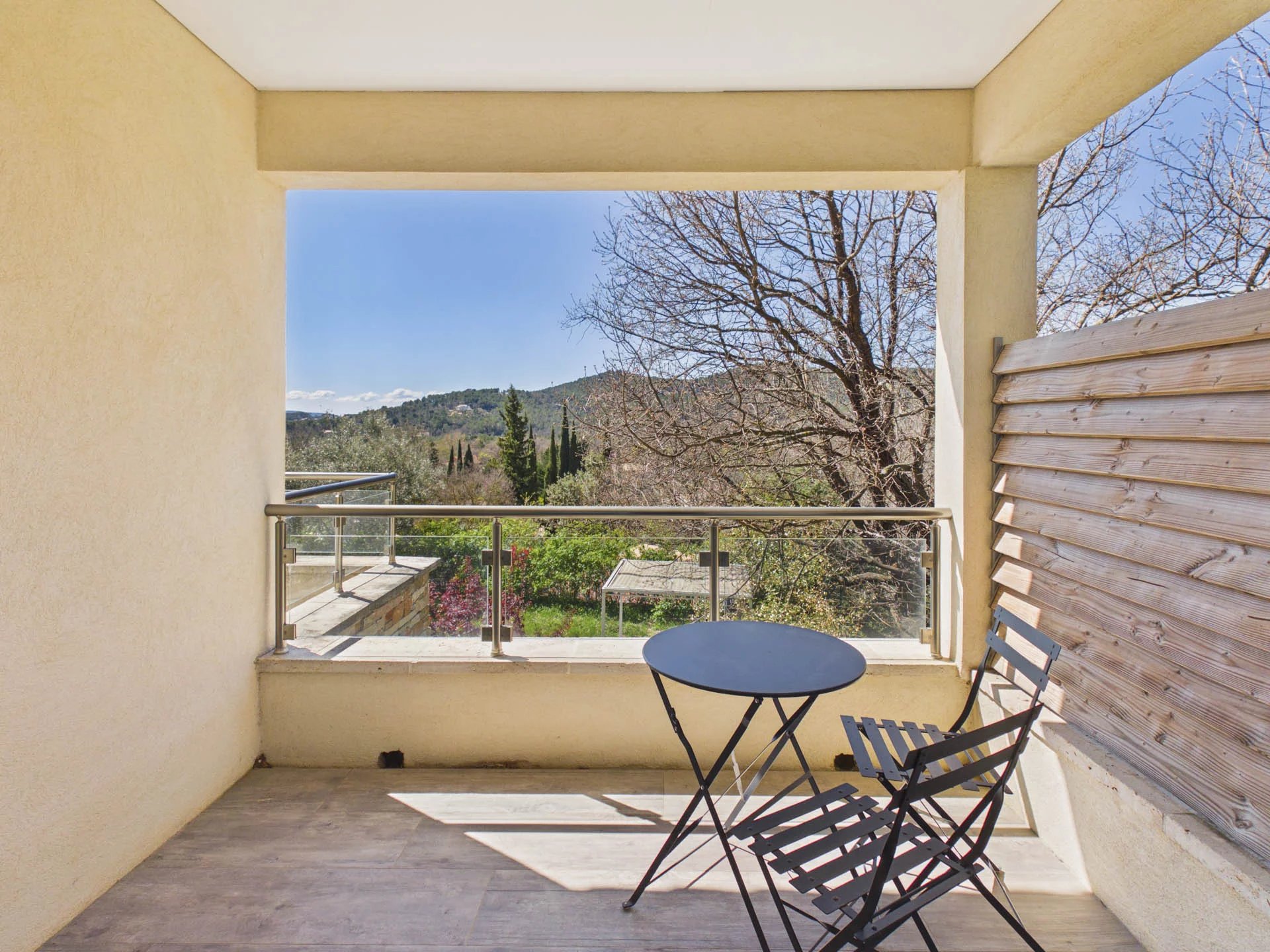 Modern villa with swimming pool - Seillans