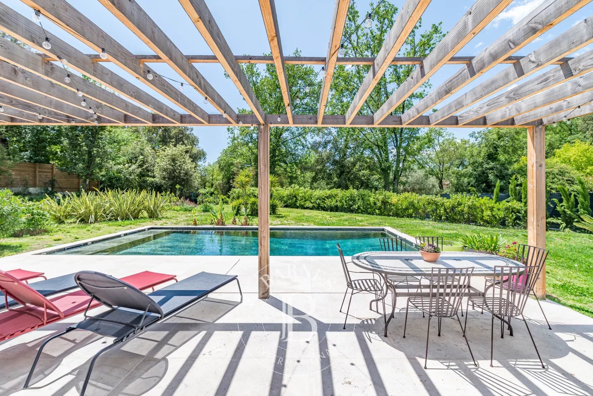Roquefort-les-Pins - One storey family house with pool - 5 bedrooms plus study - picture 4